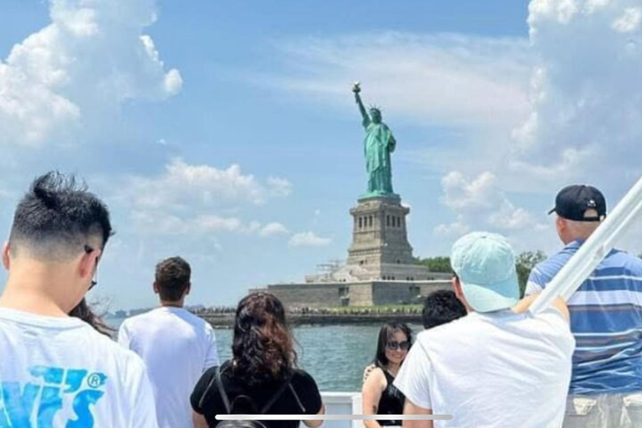 New York City Cruise and Skyscraper Museum Tour