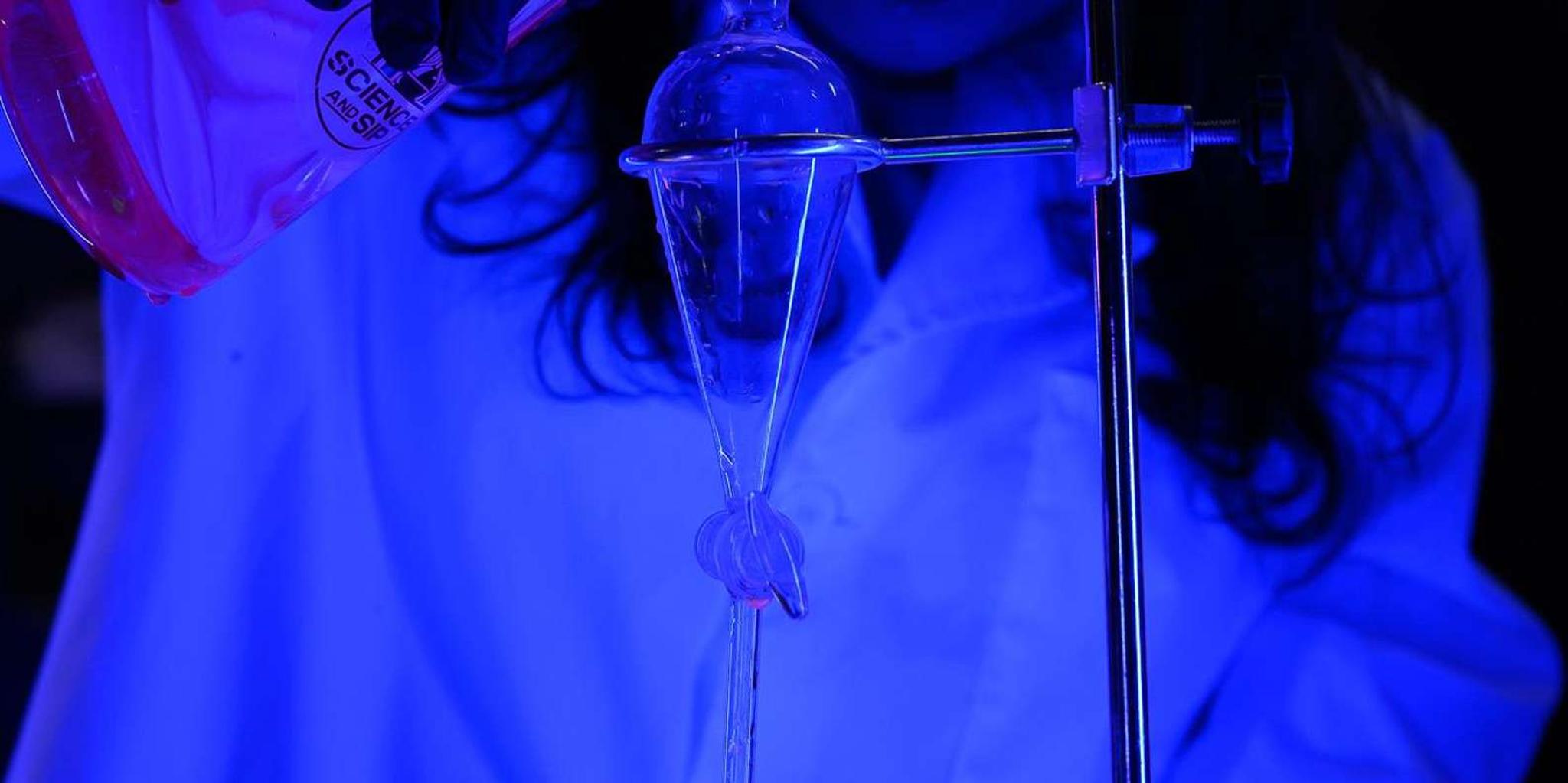 New York Science and Sip Experience - Image 2