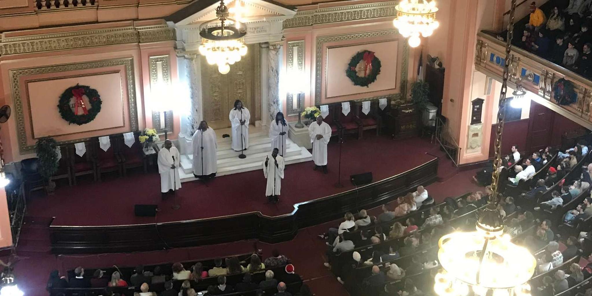 Harlem Gospel Celebration Easter Weekend - Image 5