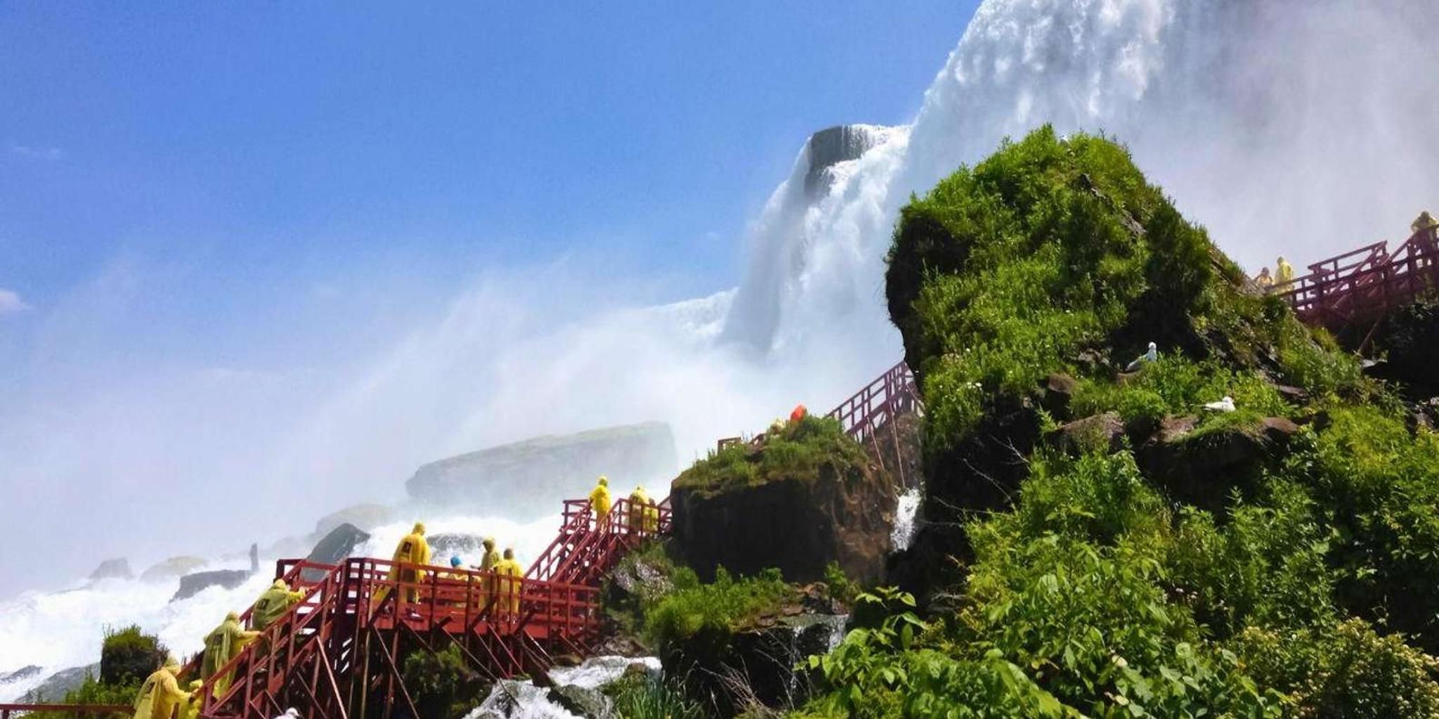 Niagara Falls USA Tour with Maid of the Mist - Image 2