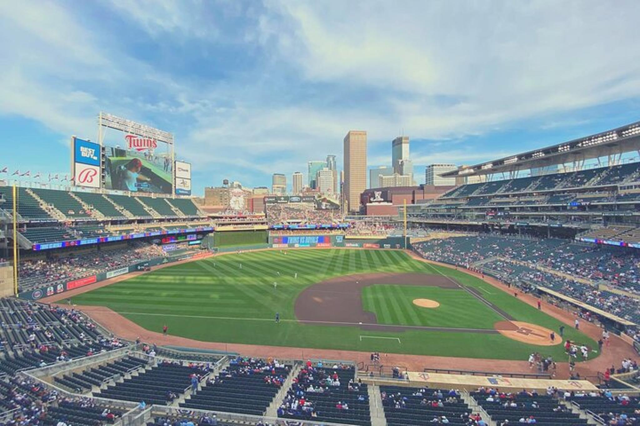 Minneapolis Baseball Game at Target Field - Image 5