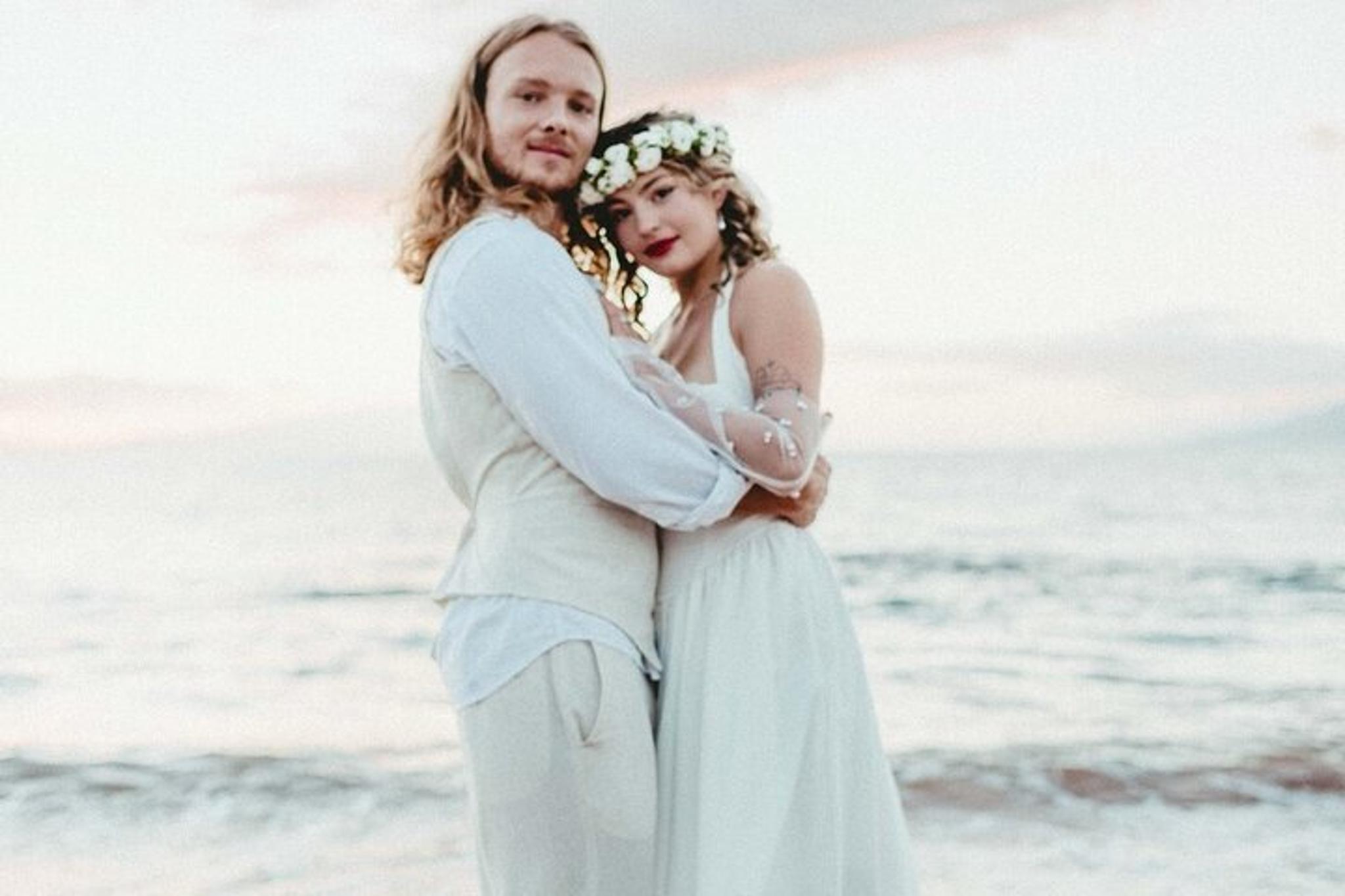 Maui Beach Wedding at Maluaka - Image 1