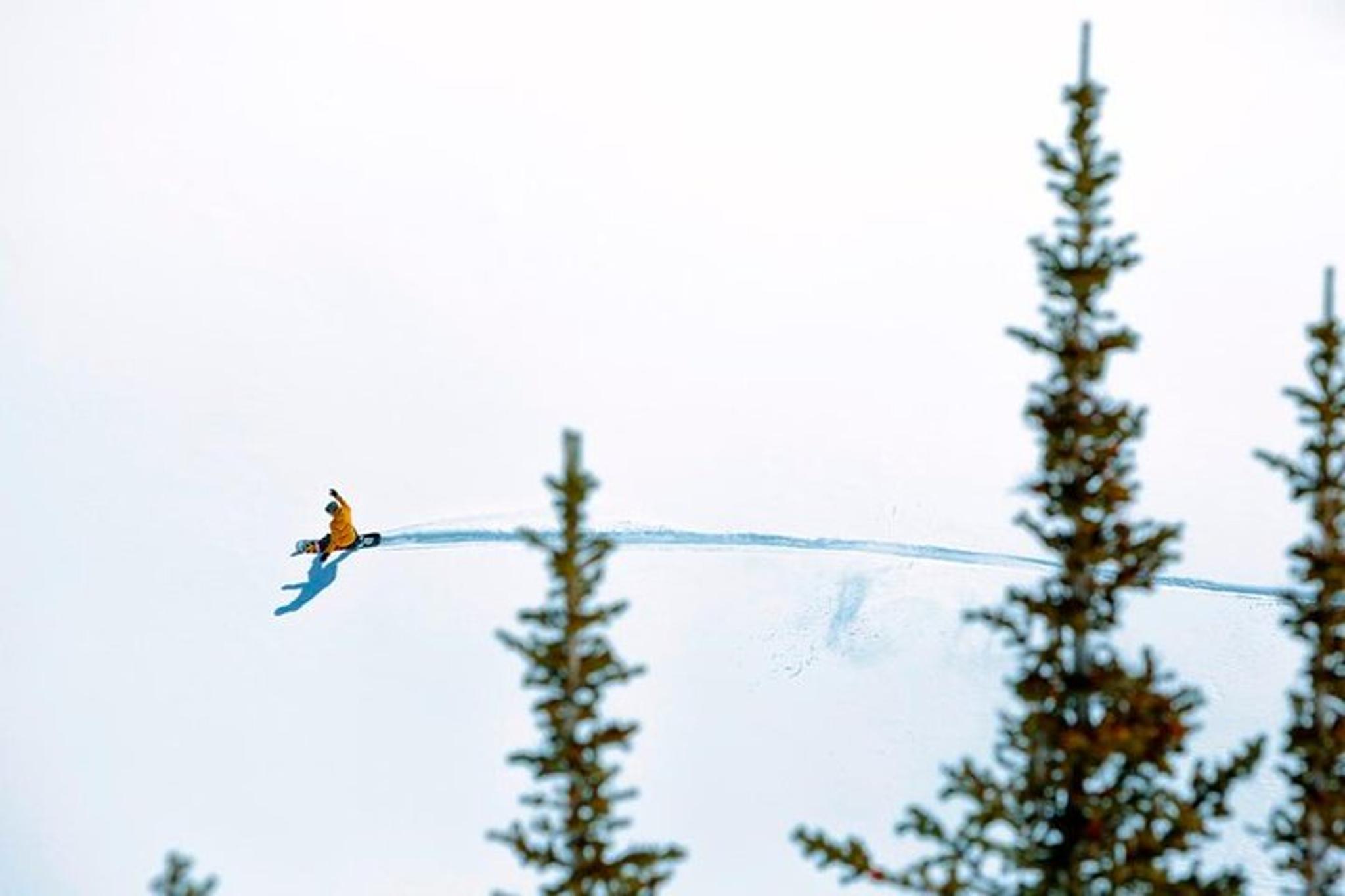 Park City Adult Snowboard Rental - Image 1