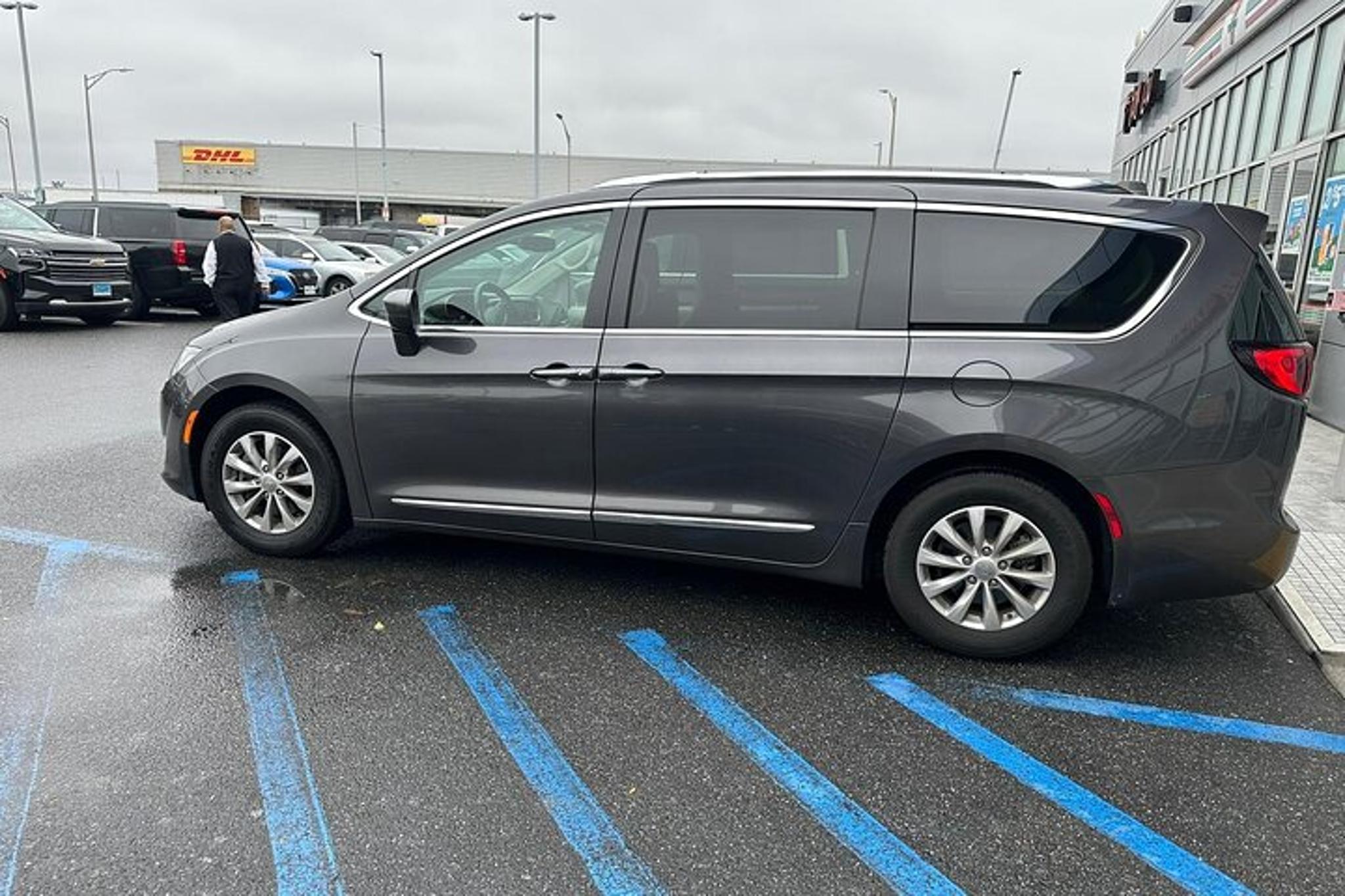 Monterey to San Francisco Airport Private Transfer