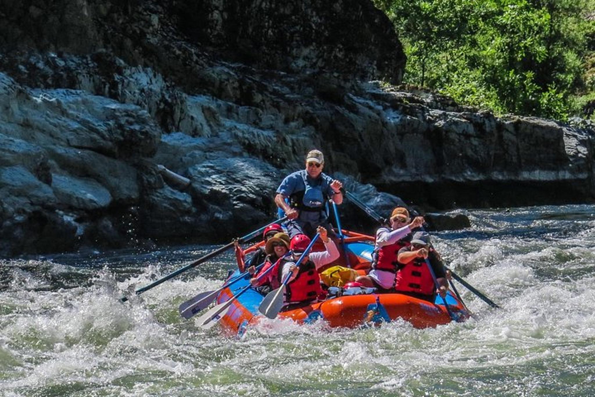 Rogue River Hellgate Canyon Raft Trip 5 hr - Image 3