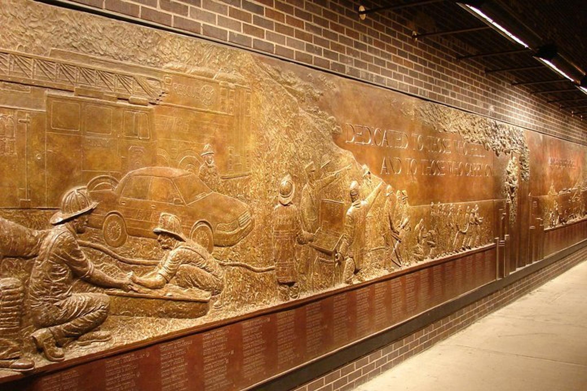 New York Ground Zero 9/11 Memorial Tour - Image 3