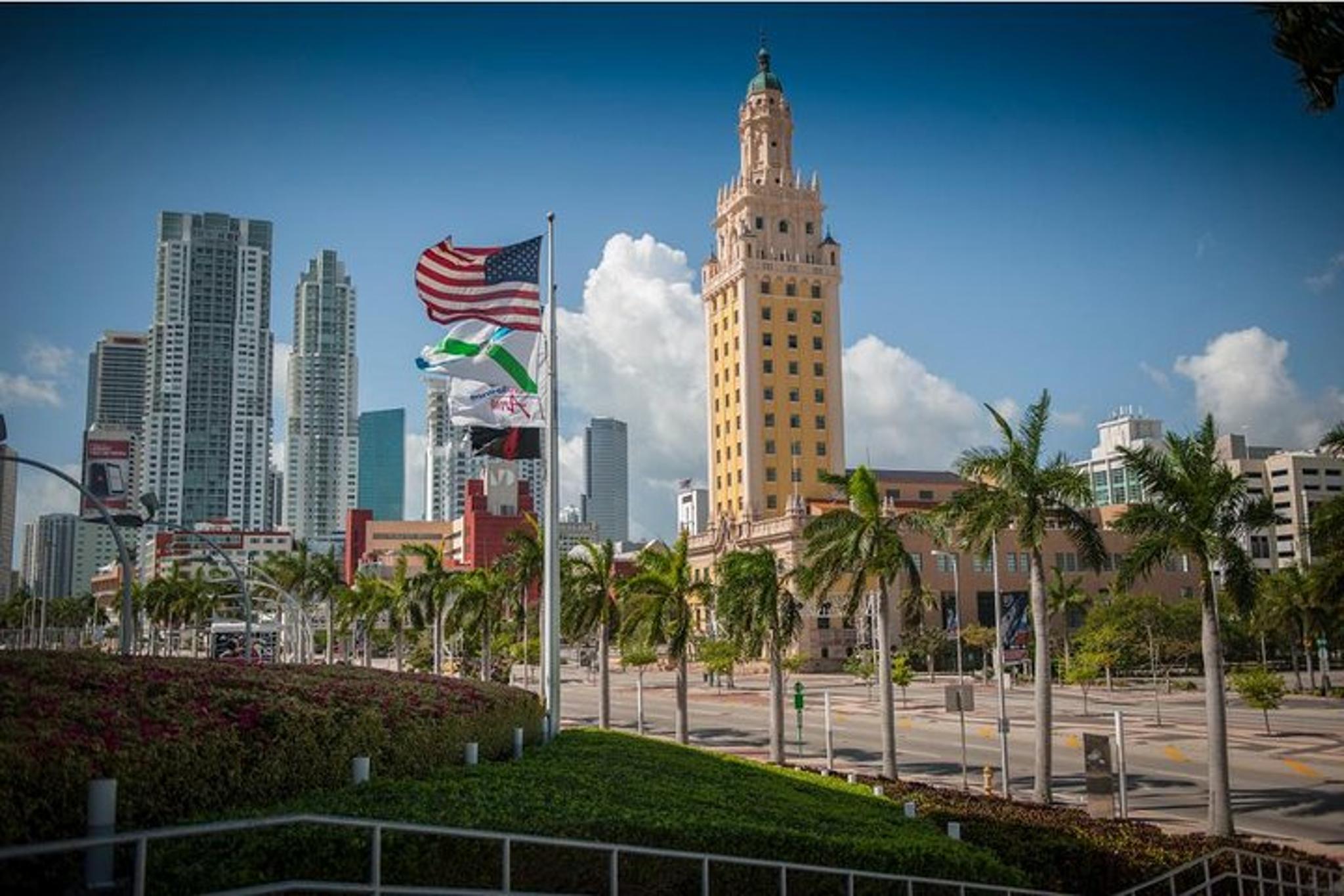 Miami City Tour and Biscayne Bay Cruise - Image 5