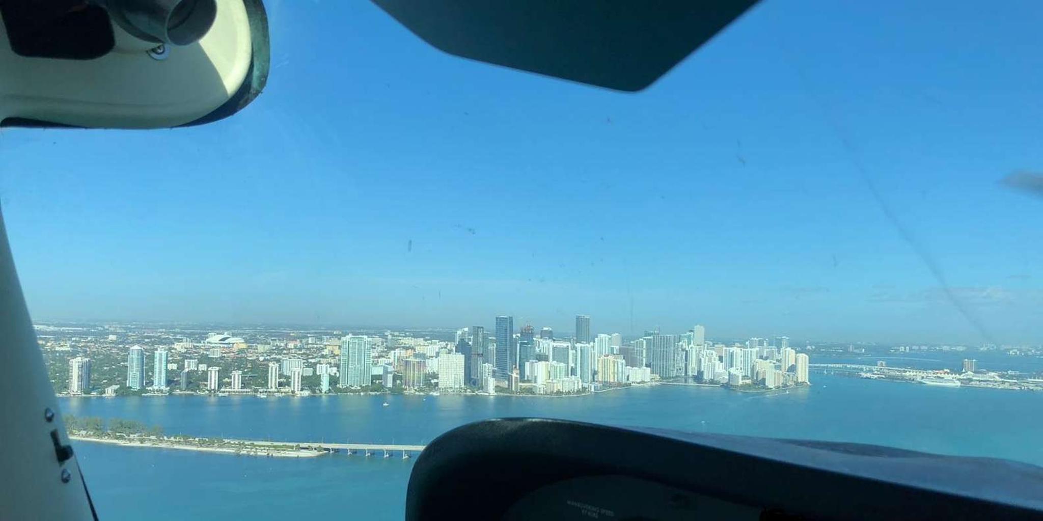 Miami Airplane Flight Tour 1 hr - Image 2