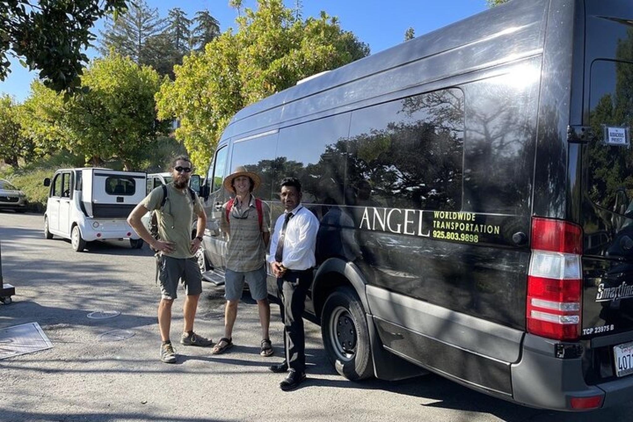 Lincoln MKT Hourly Charter - Image 4