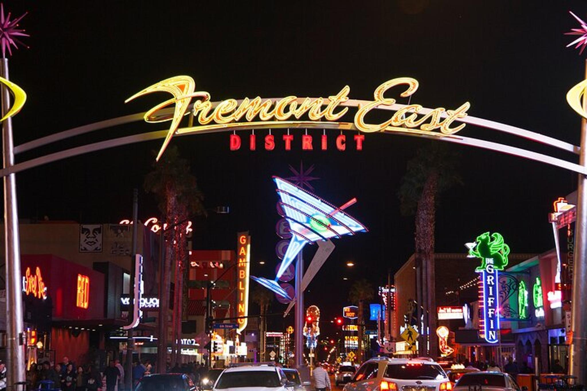 Las Vegas Fremont Bar Crawl