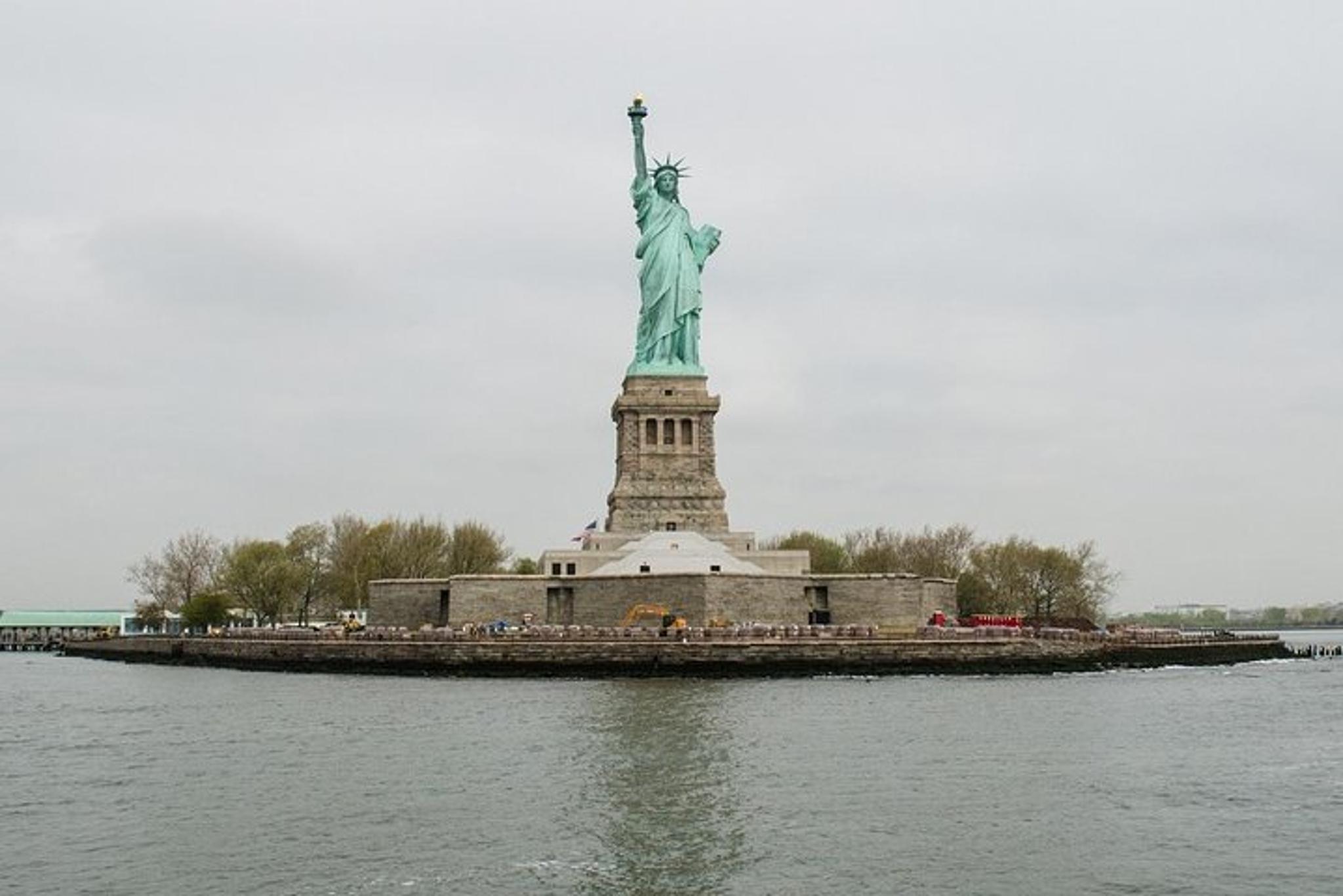 New York City Statue of Liberty Sunset Cruise - Image 3