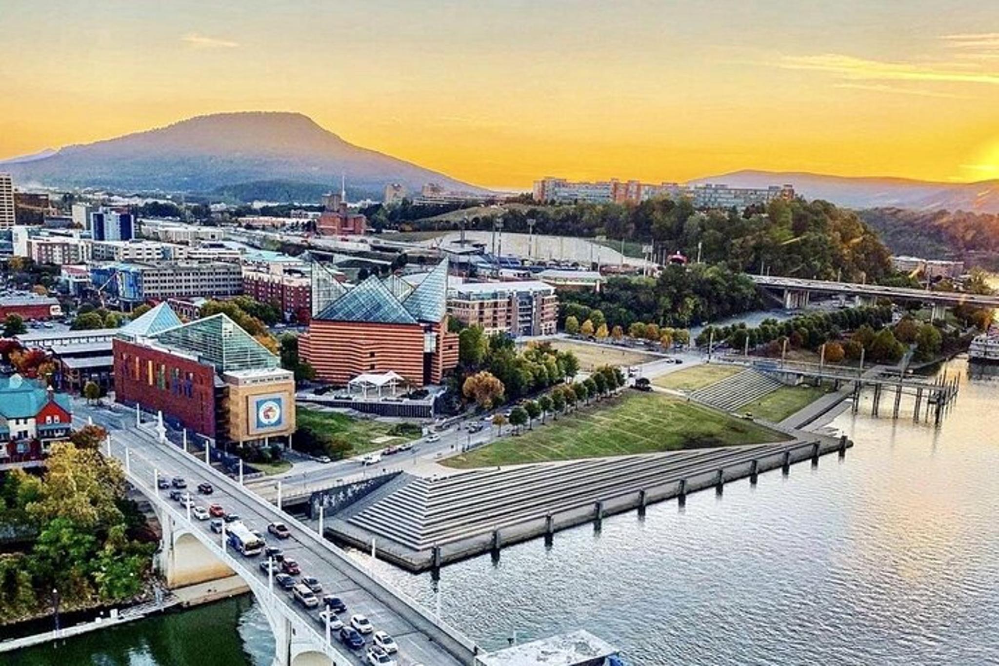 Chattanooga Helicopter Tour TN River Gorge 20 min - Image 2