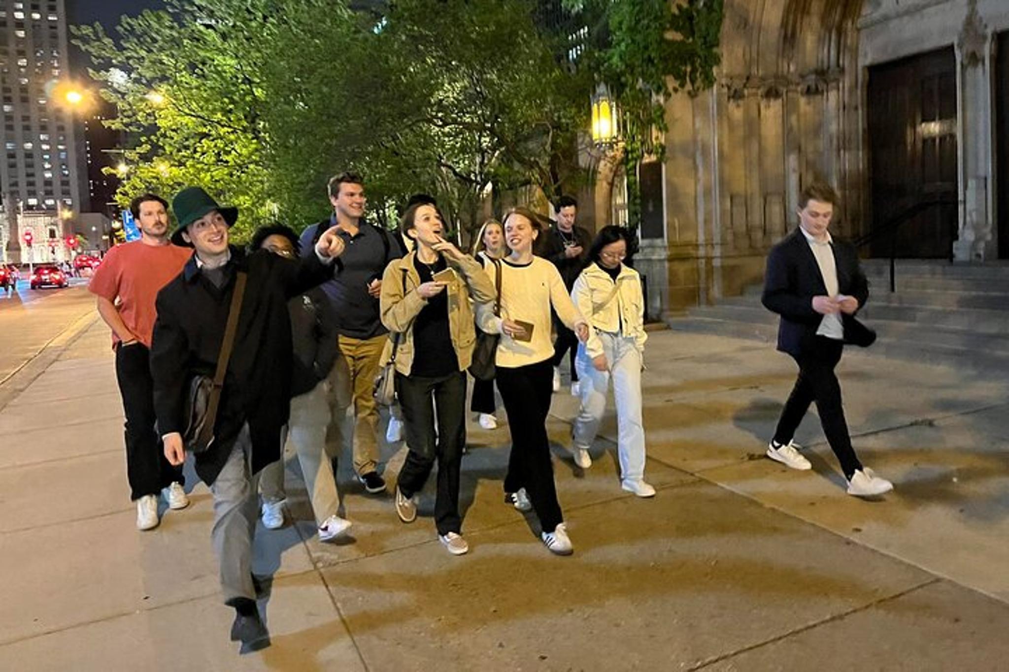 Chicago Murder Mystery Walking Tour - Image 3