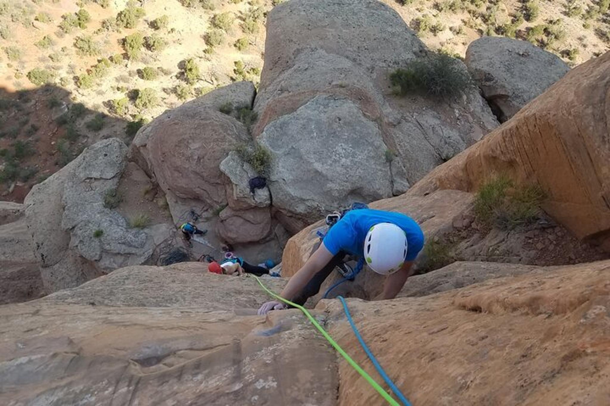 Colorado Springs Climbing Adventure at Garden of the Gods - Image 3