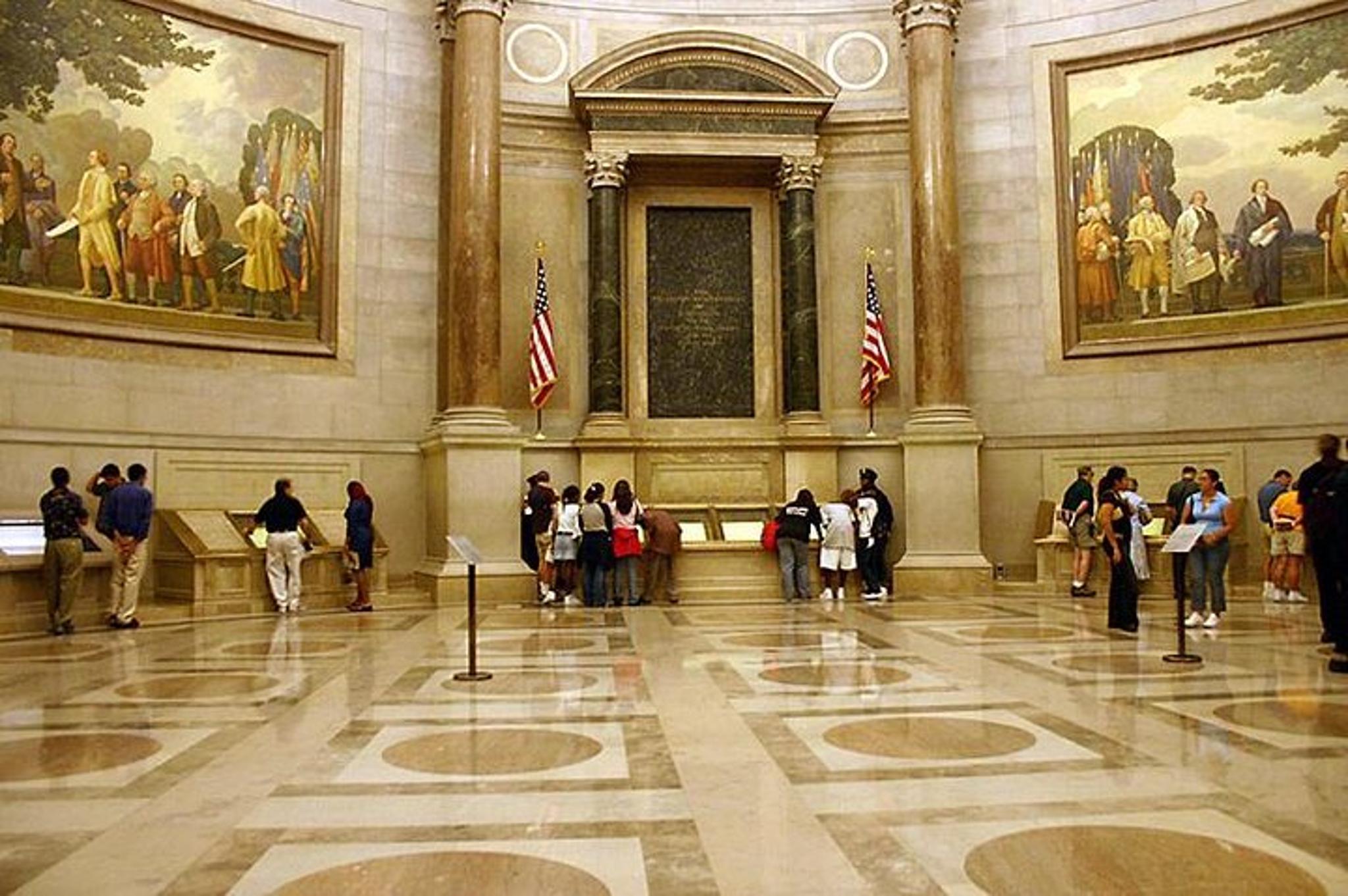 Washington D.C. National Archives Semi-Private Tour - Image 2