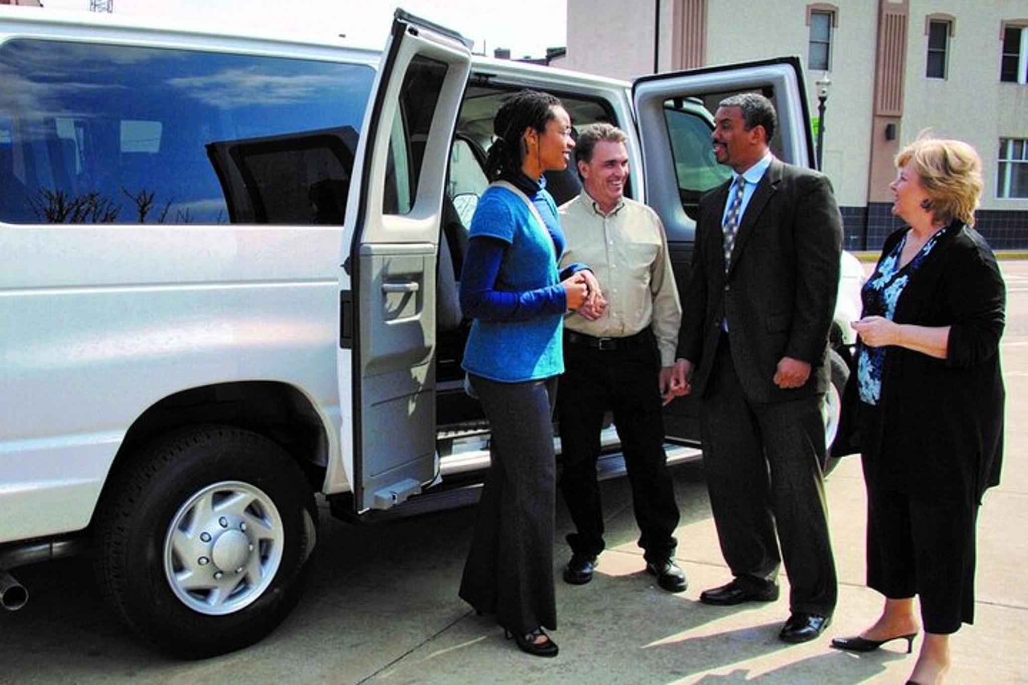 Daytona to Orlando Airport Transfer - Image 2