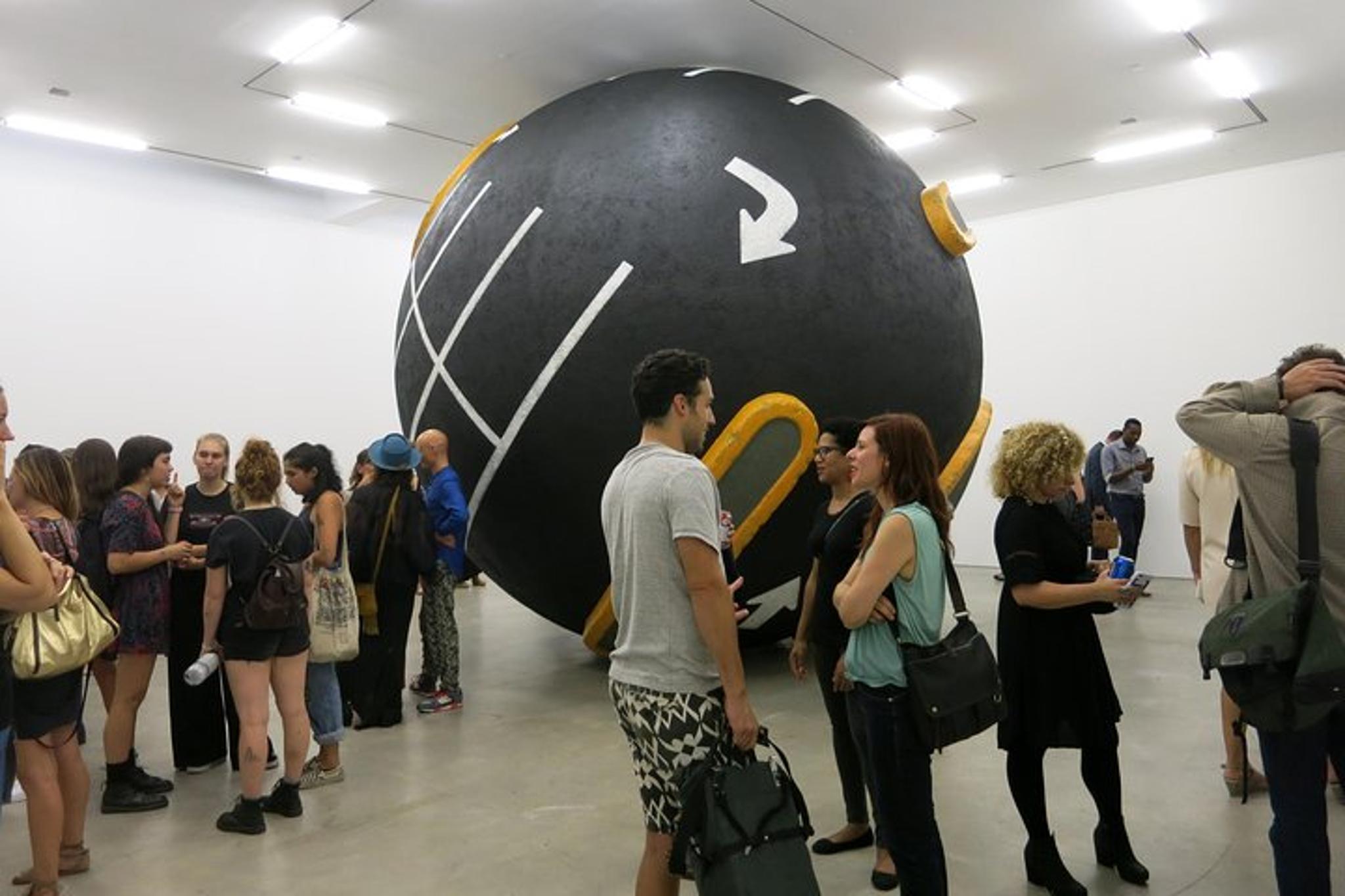 New York City Contemporary Art Tour - Image 4
