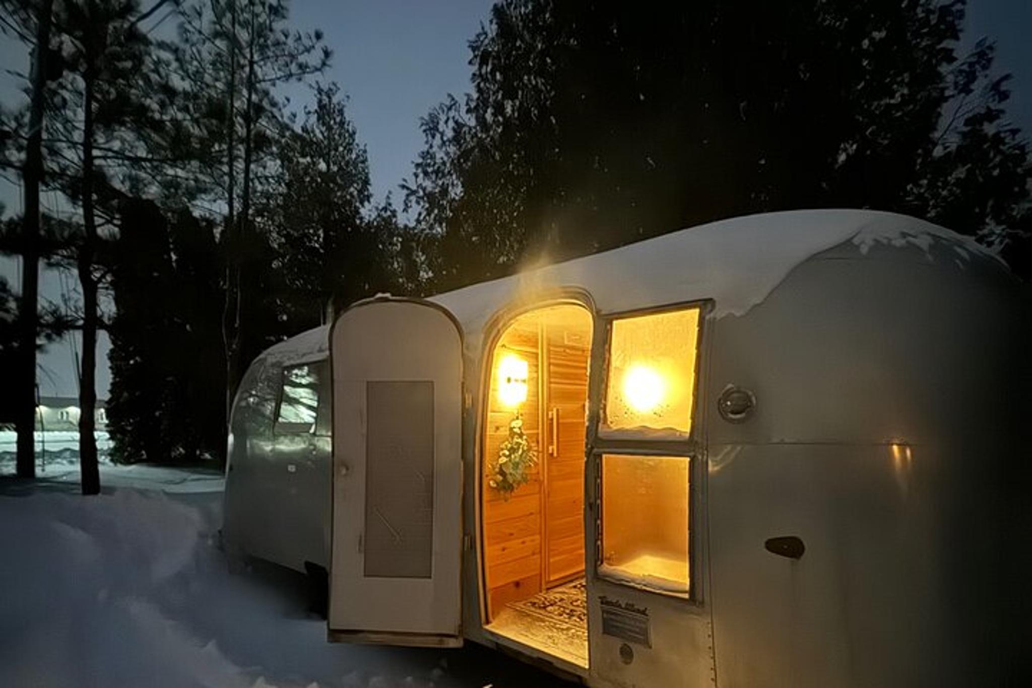 Door County Cheese Curd Walking Tour - Image 5