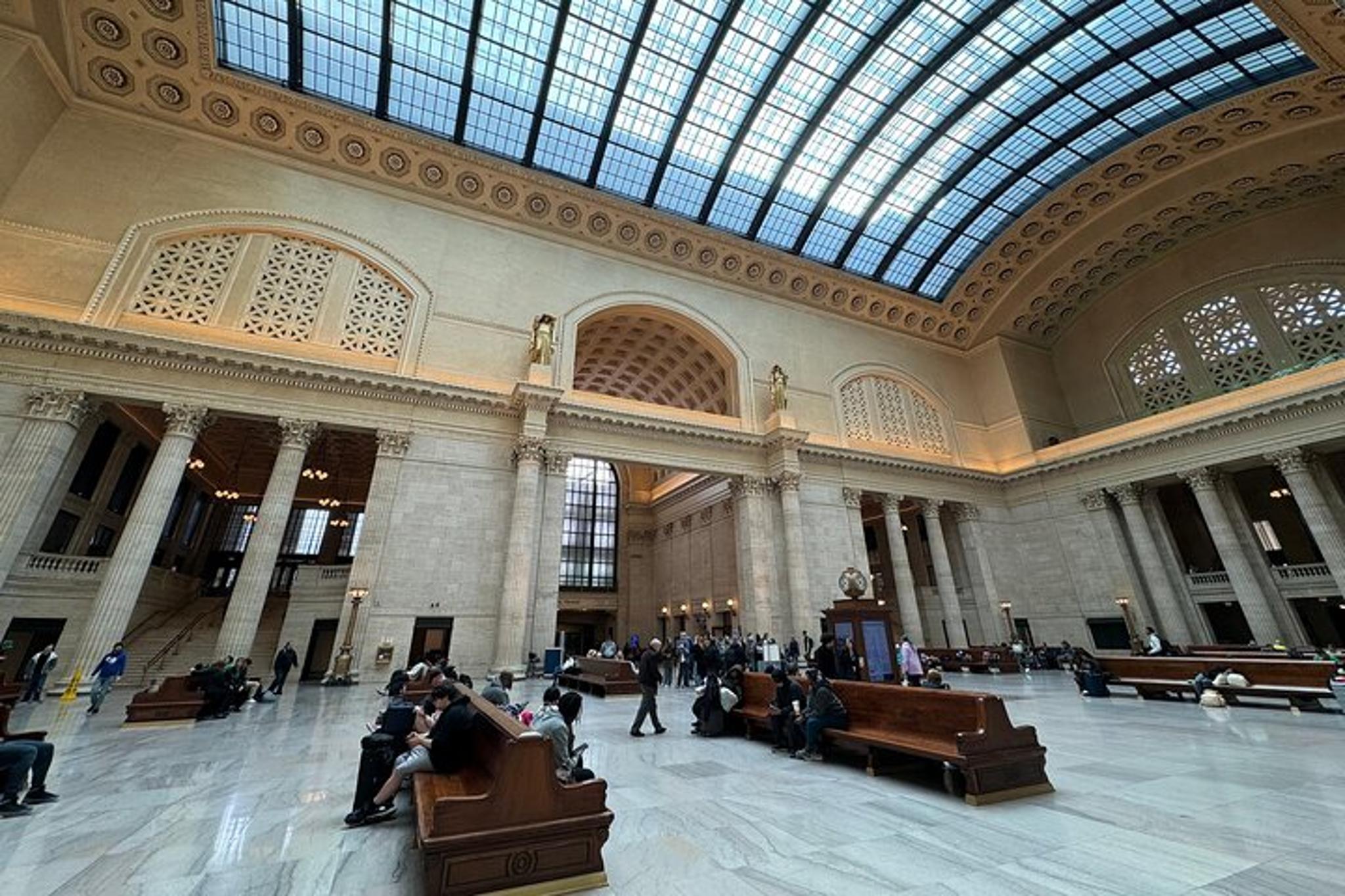 Chicago Union Station Movie and TV Walking Tour 90 Min - Image 6