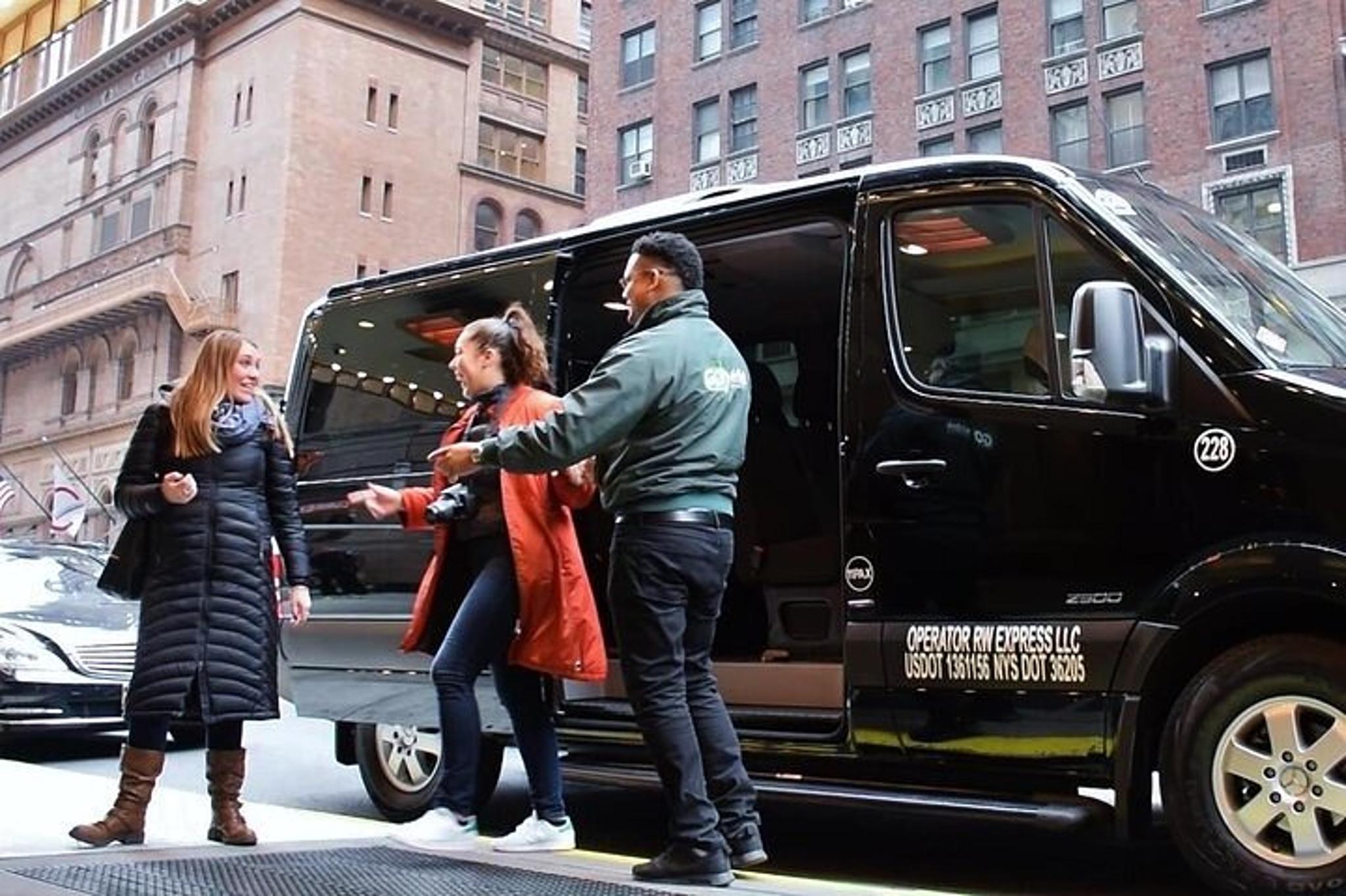 New York City Shared Airport Transfer to EWR - Image 2