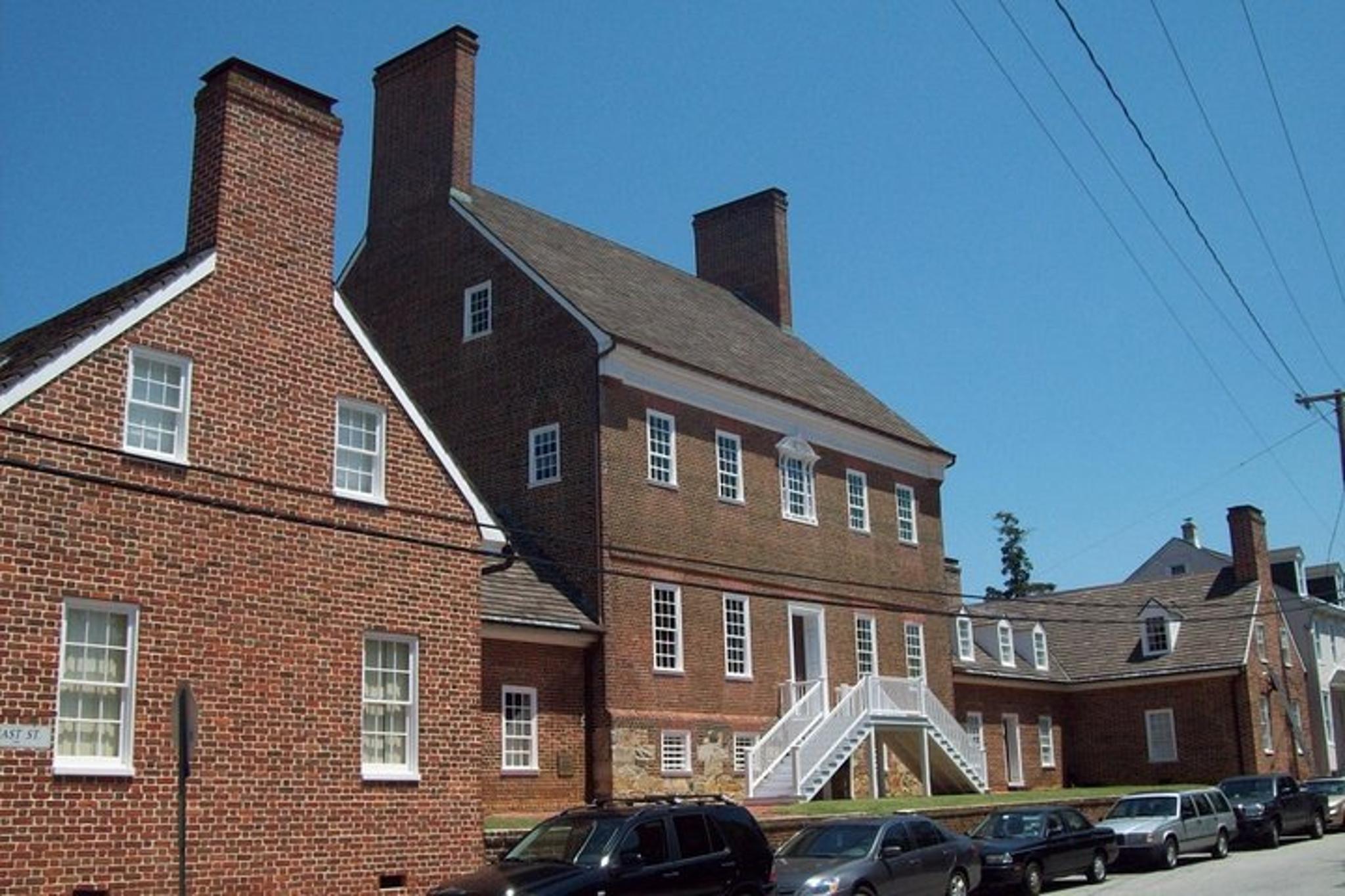 Annapolis Scavenger Hunt: Red Bricks & Blue Views - Image 4