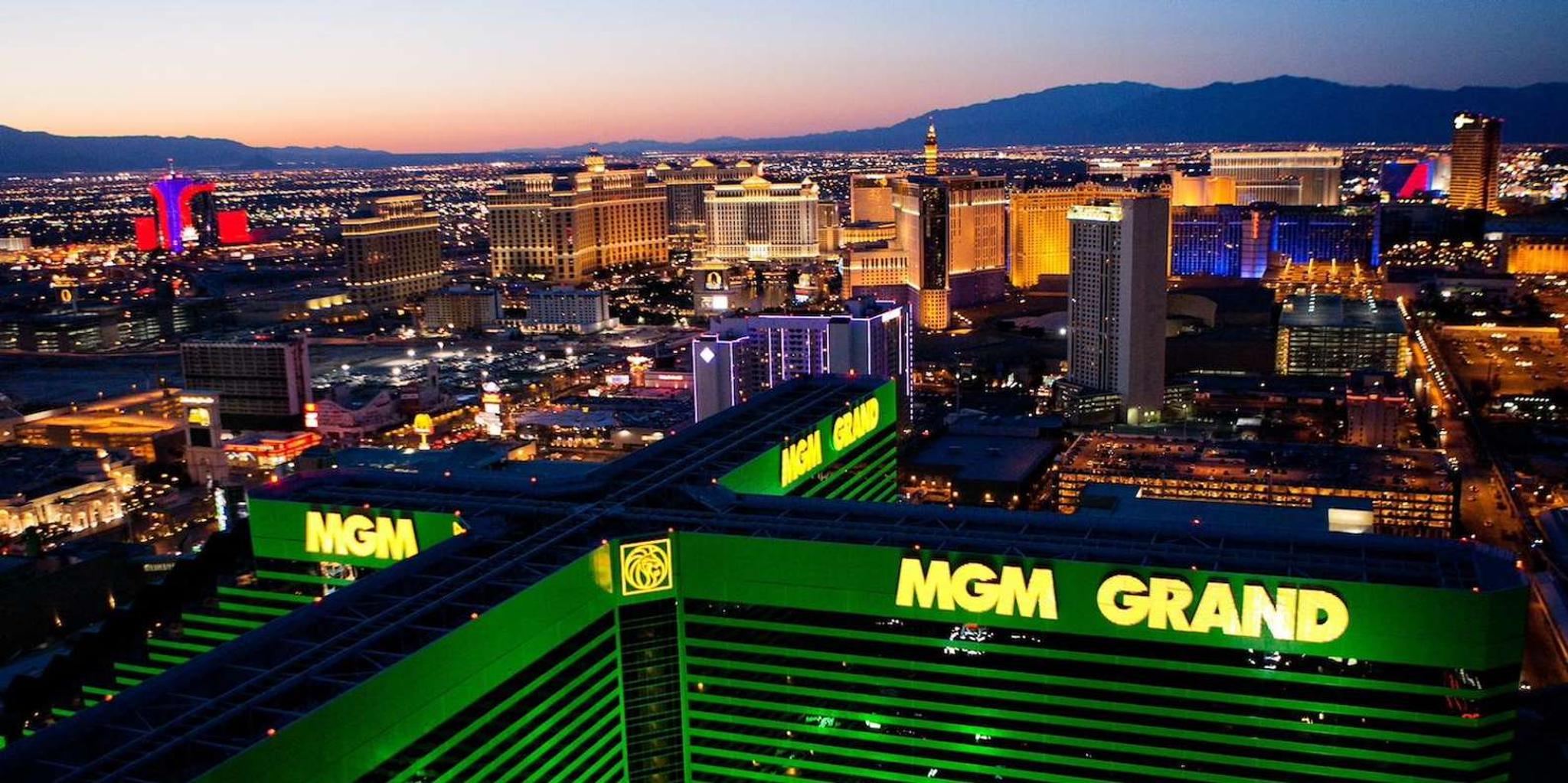 Las Vegas Helicopter Night Flight - Image 2