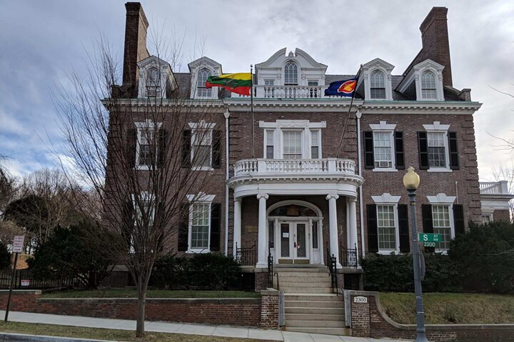 Washington D.C. Presidential Residences Walking Tour