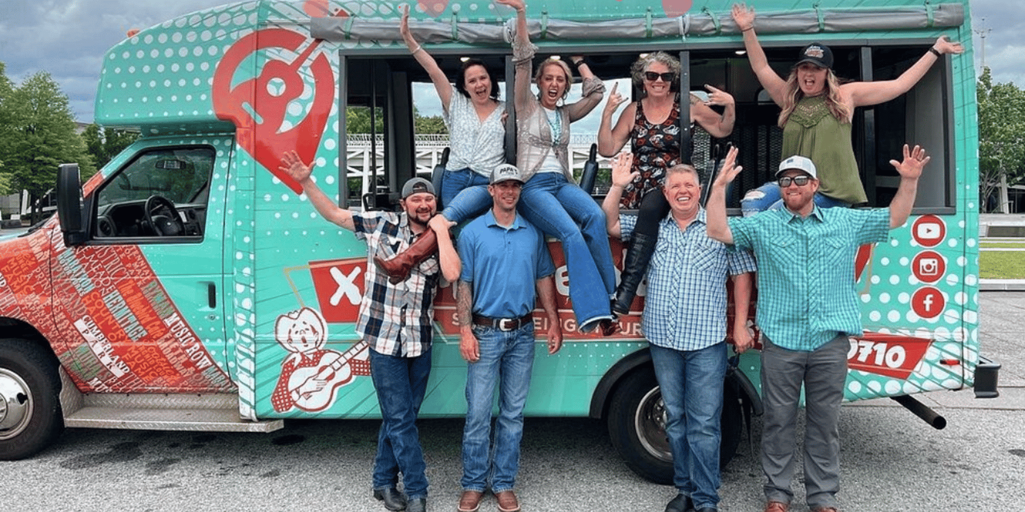 Nashville Open-Air Bus Tour - Image 6