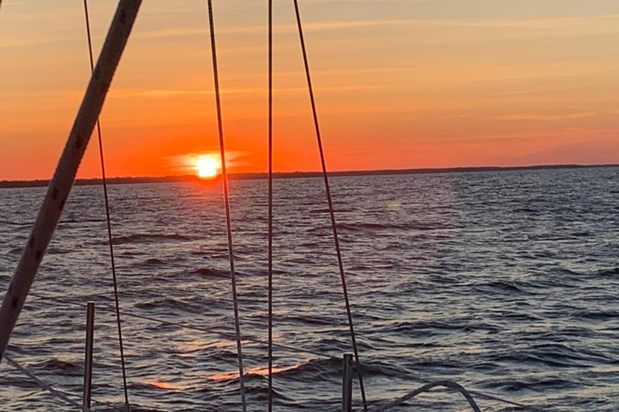 Hilton Head Sunset Sailing Tour with Dolphin Watching - Image 5