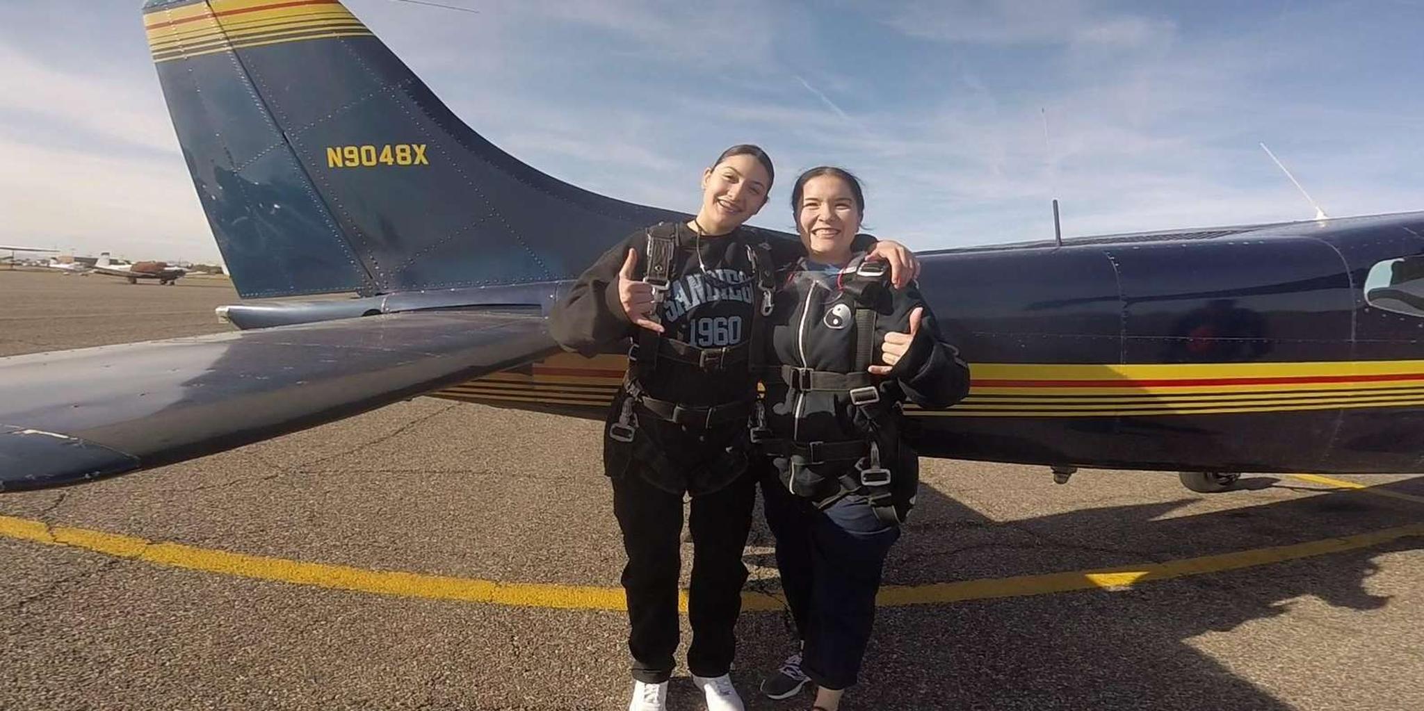 Phoenix Tandem Skydiving Experience - Image 4