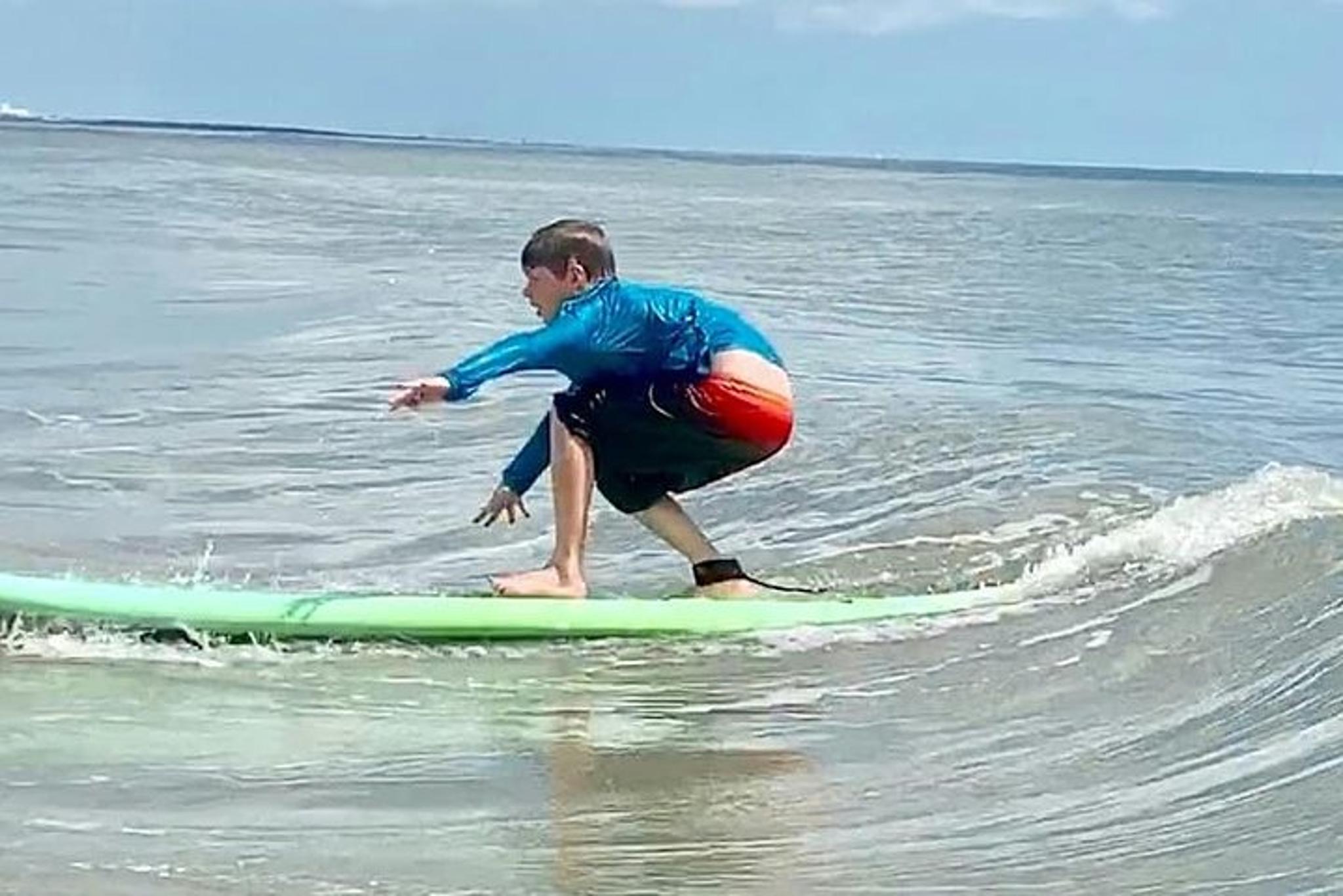 Cape Canaveral Surf Lesson with Instructor 1 hr - Image 5
