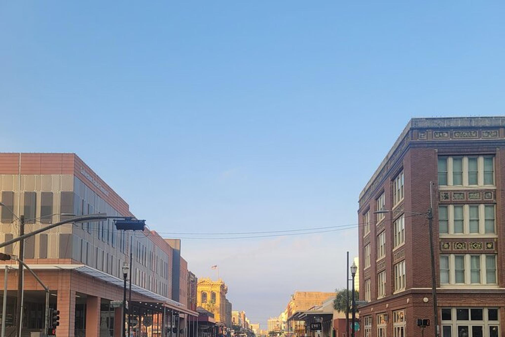 Galveston Hurricane Talk & Tour - Image 5