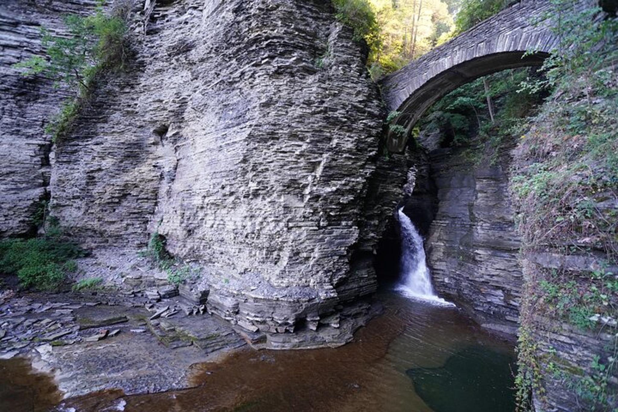 New York to Niagara Falls and Boston 3-Day Tour - Image 3