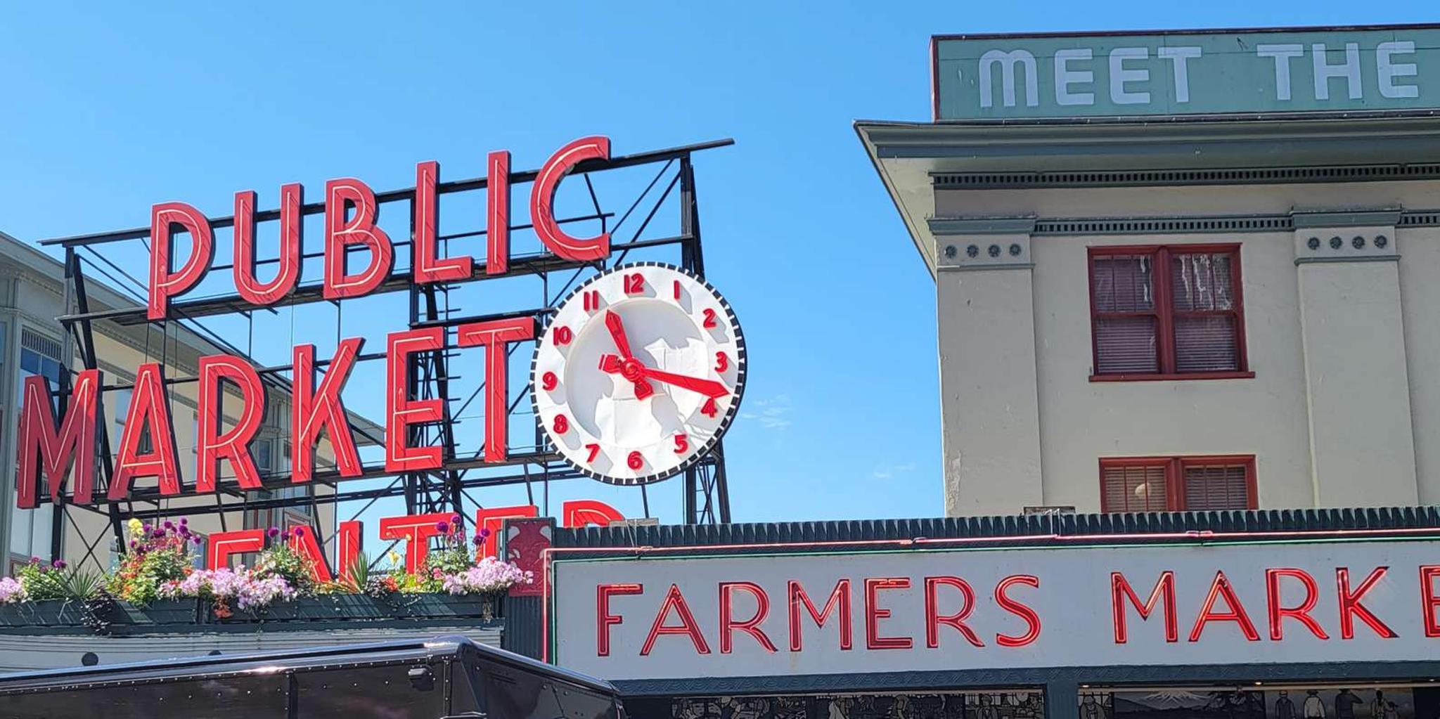 Seattle Pike Place Market Seafood Tasting Tour - Image 2
