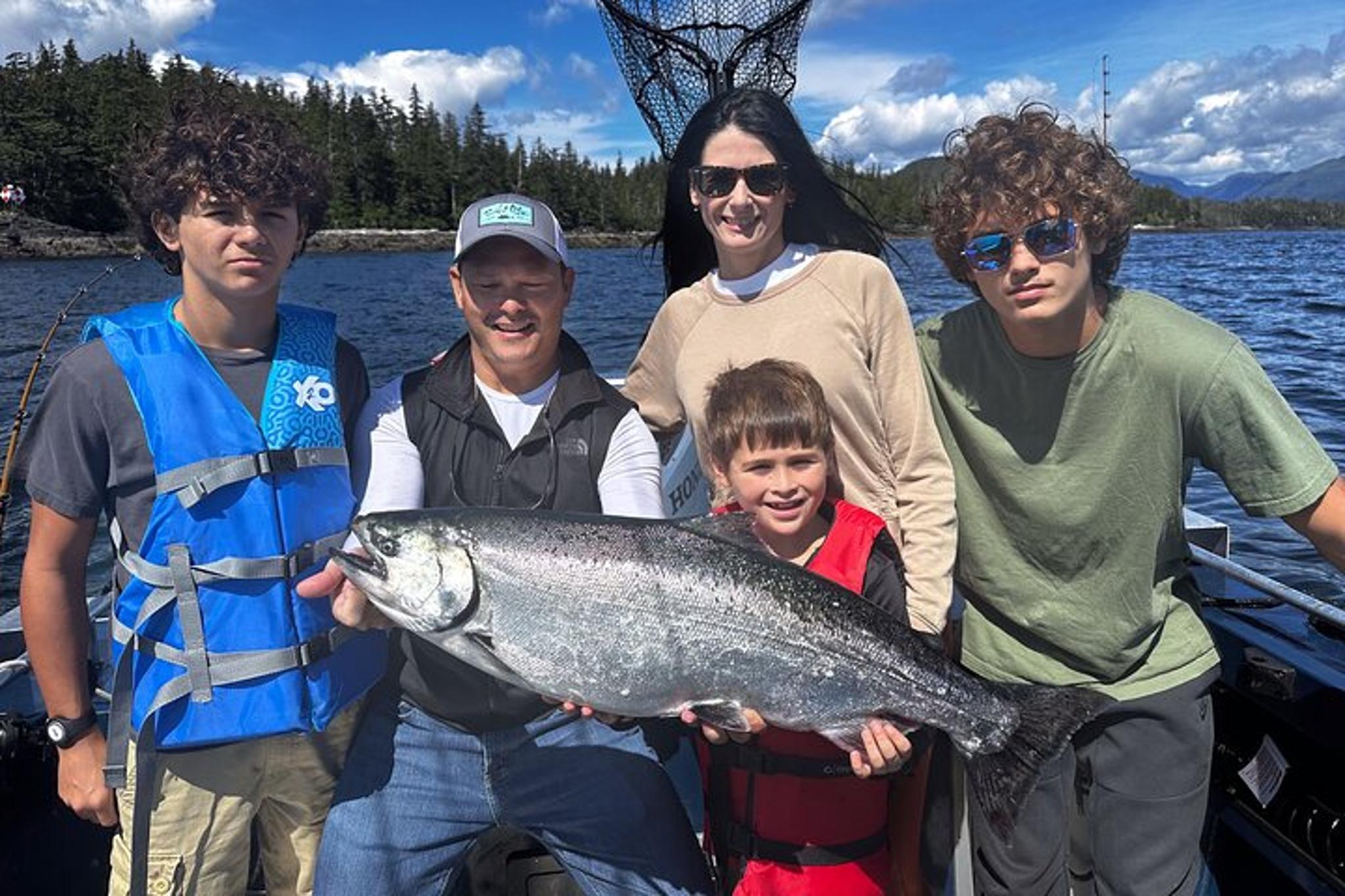 Ketchikan Salmon Fishing & Wildlife Tour 4hr - Image 6