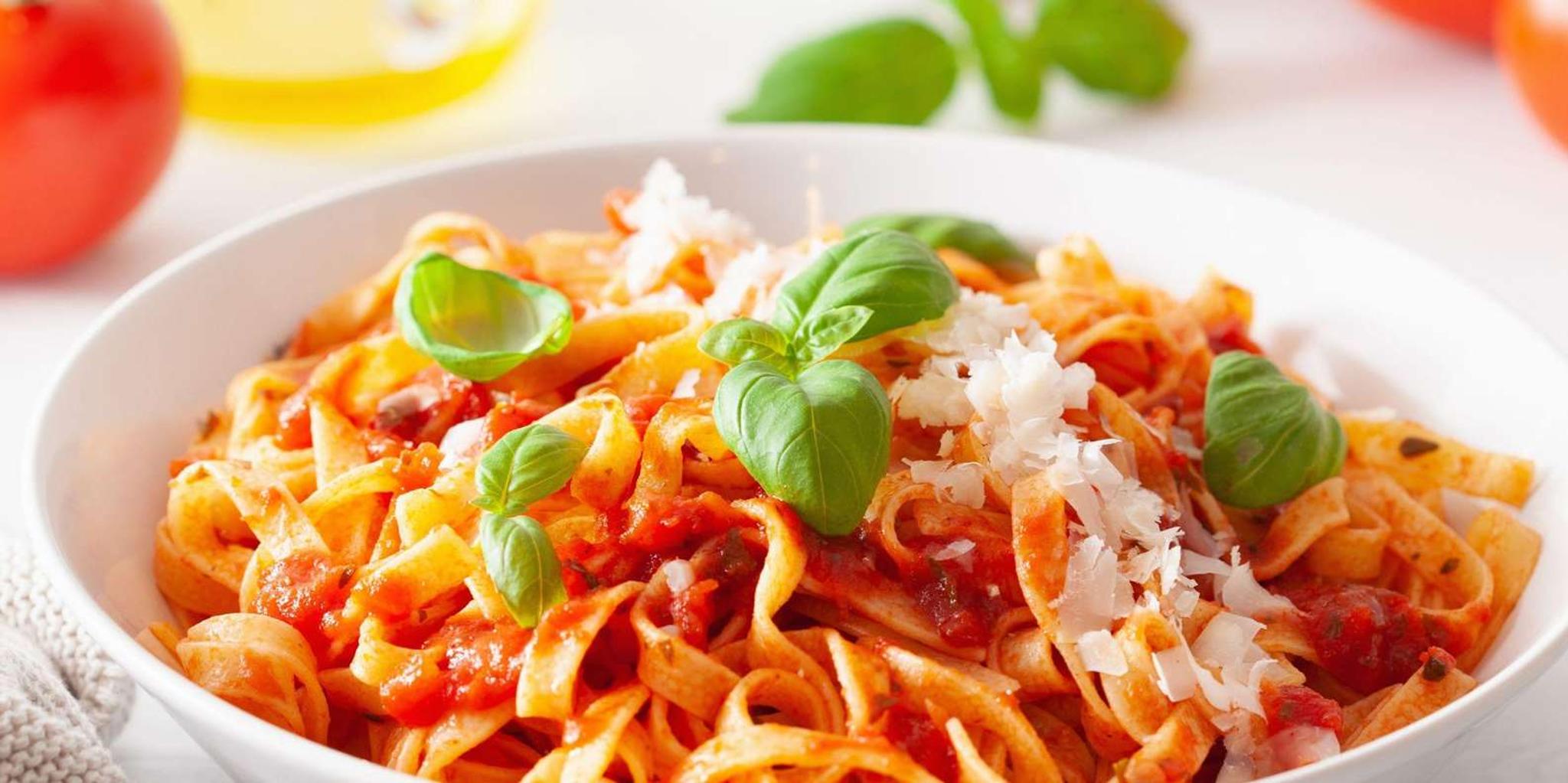 Chicago Pasta Making Class at Local Distillery