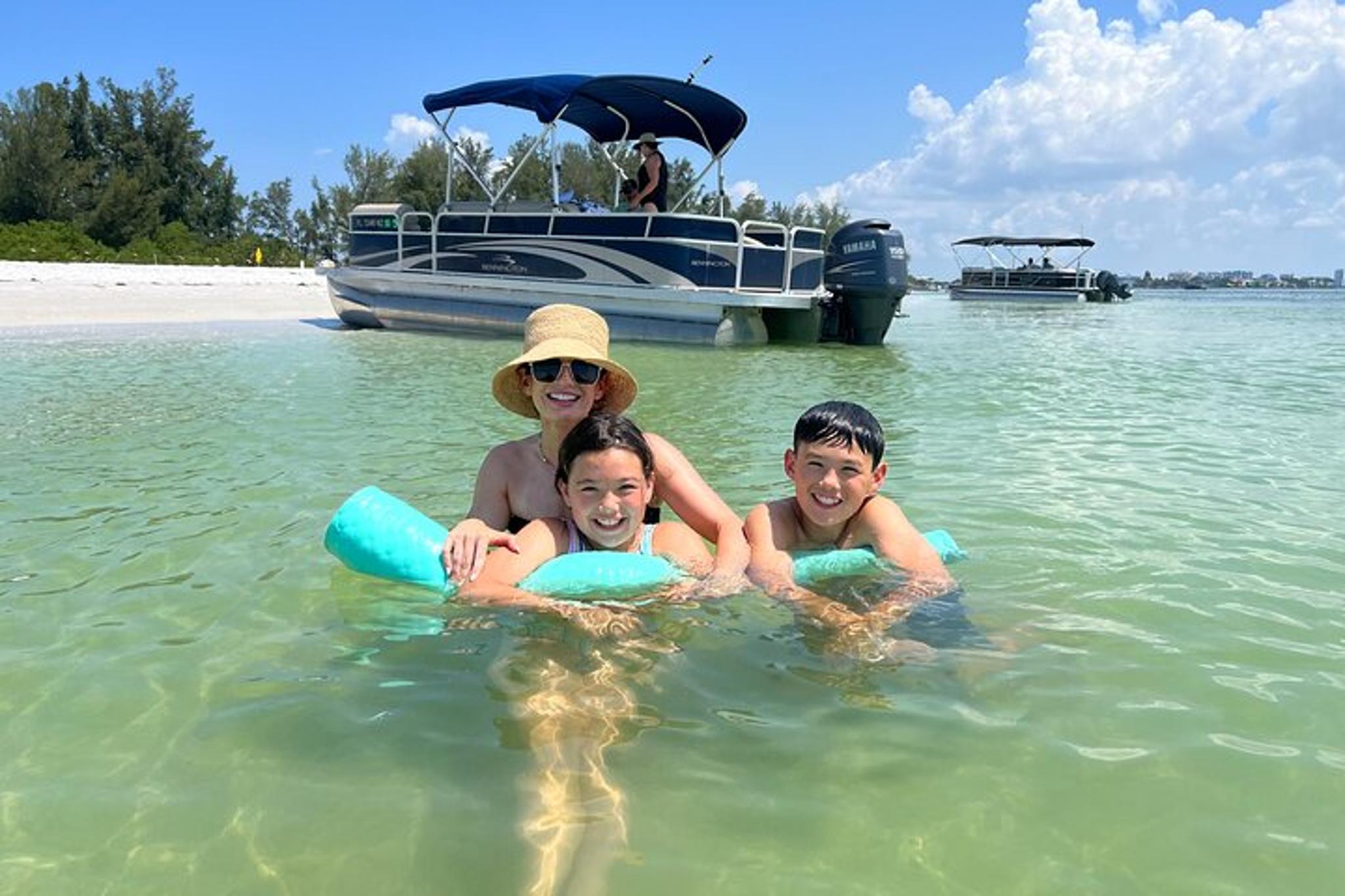 Siesta Key Eco and Dolphin Boat Tour 4 hr