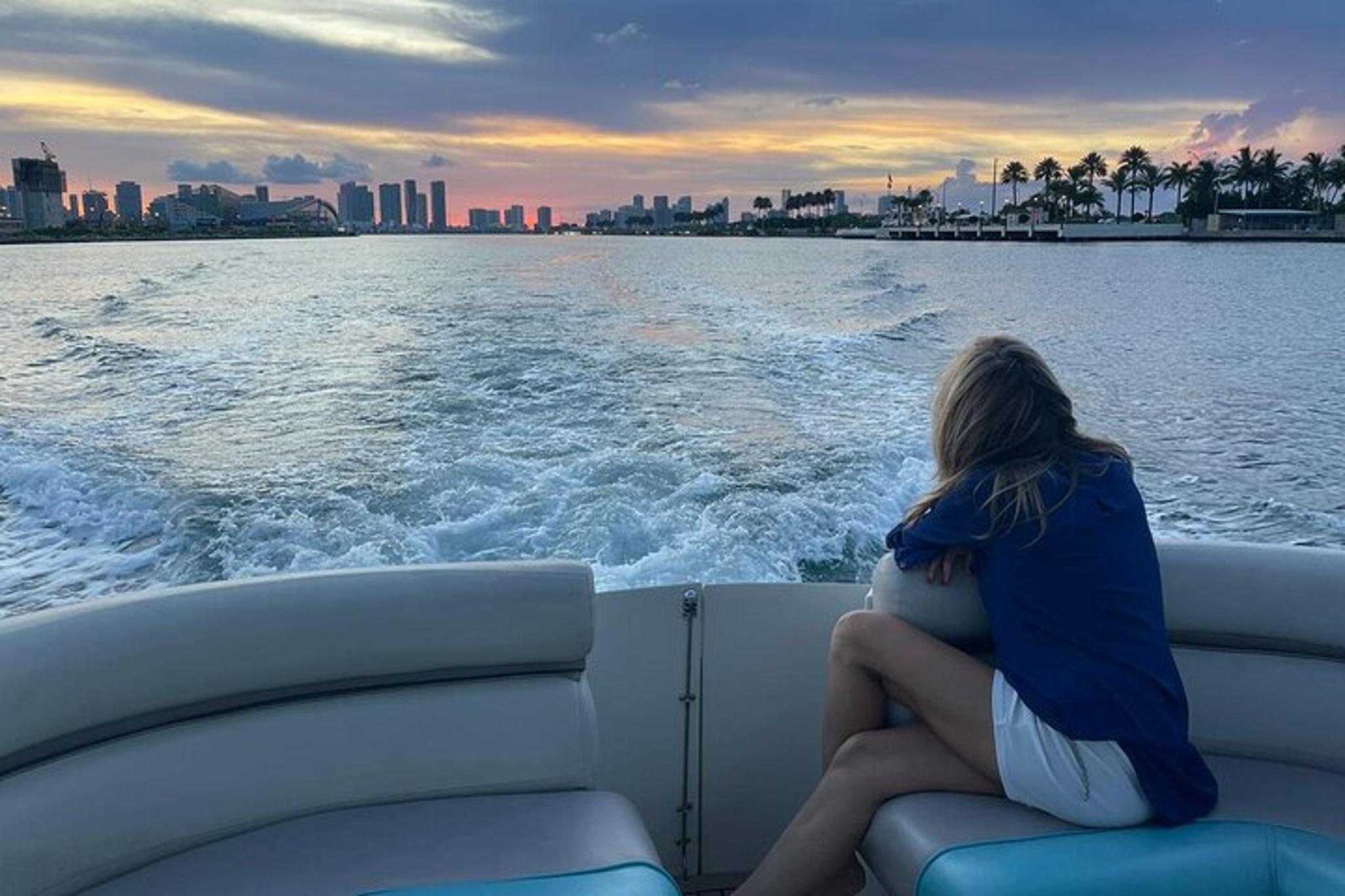 Miami Private Yacht Rental - Image 4