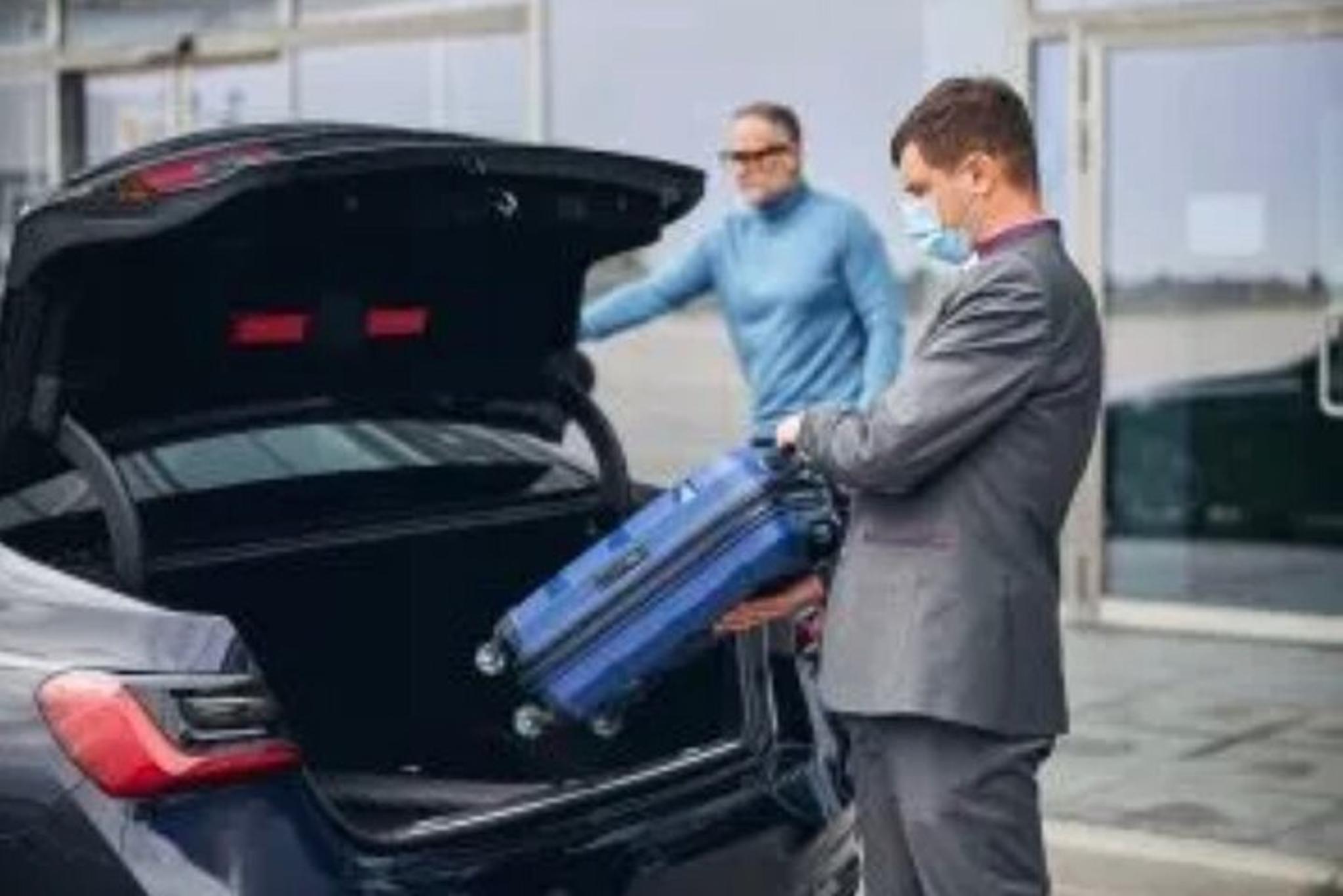 Atlanta Airport Private Transportation - Image 4