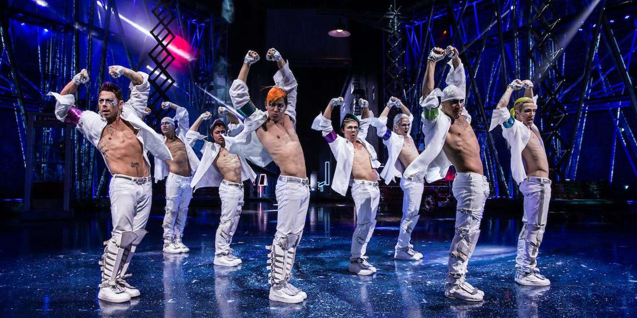 Las Vegas Michael Jackson ONE Cirque du Soleil Show - Image 2