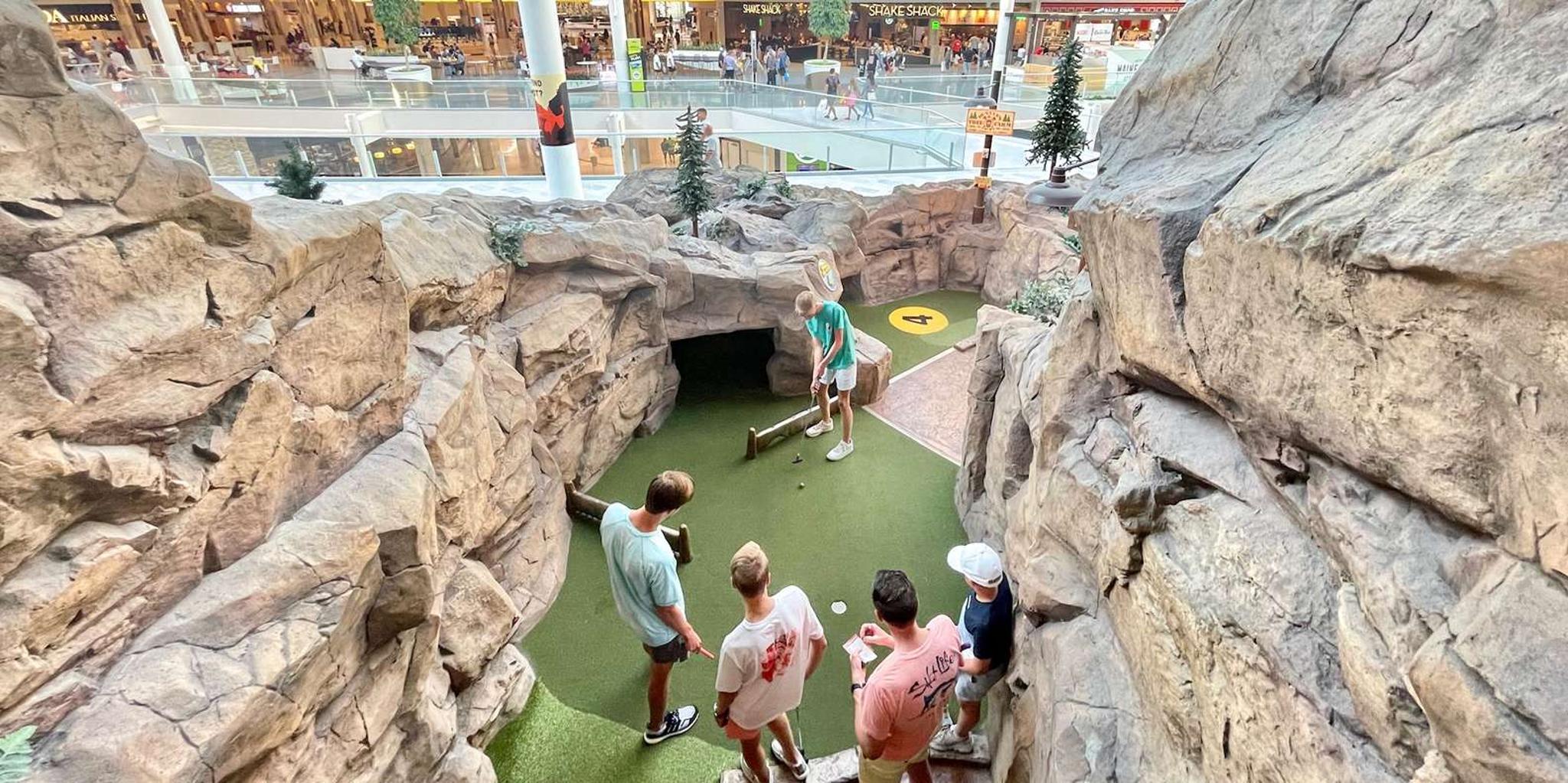 Bloomington Mini Golf Adventure at Moose Mountain 1 hr - Image 5