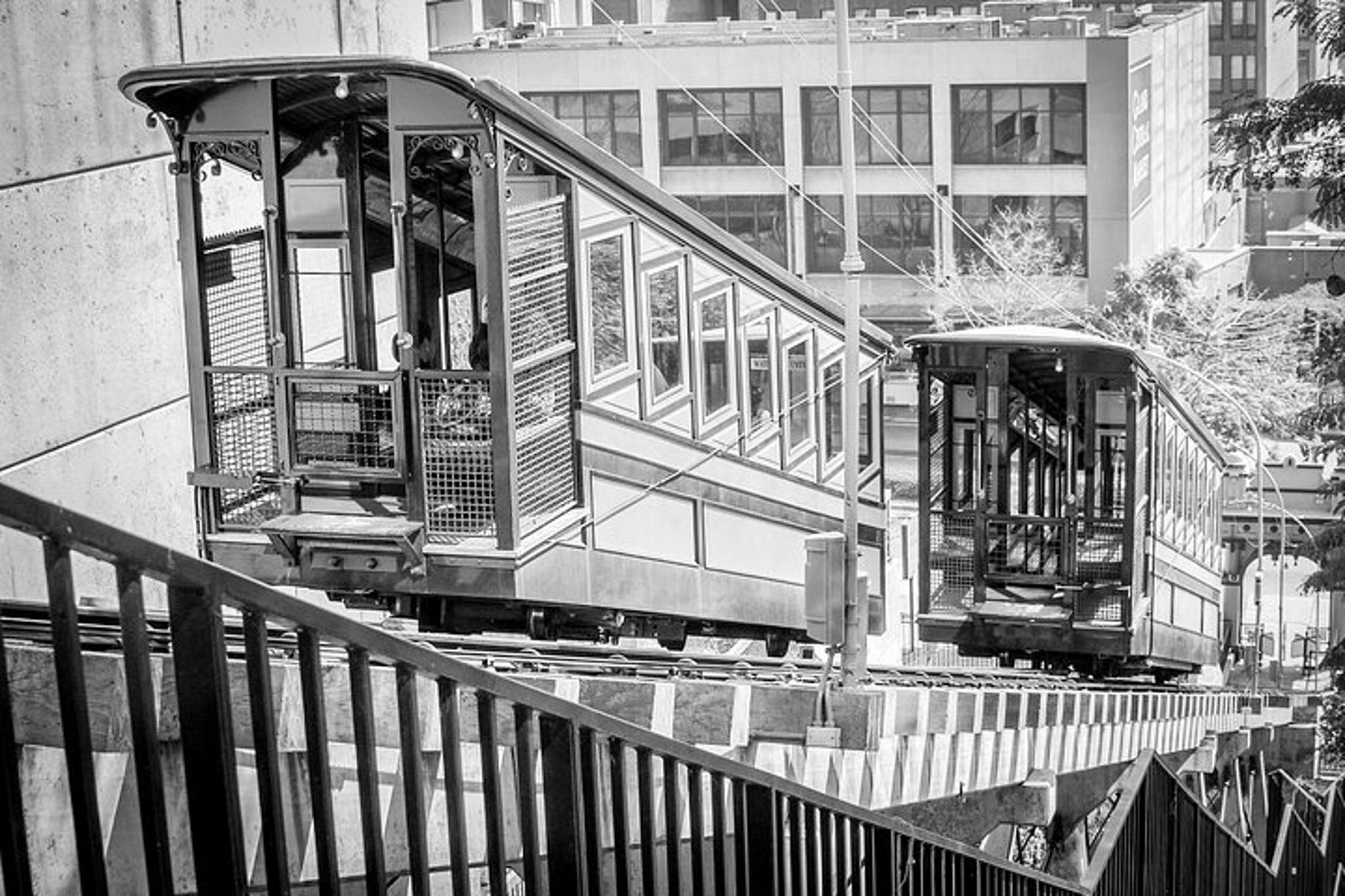 Los Angeles Haunted Theater Tour - Image 4