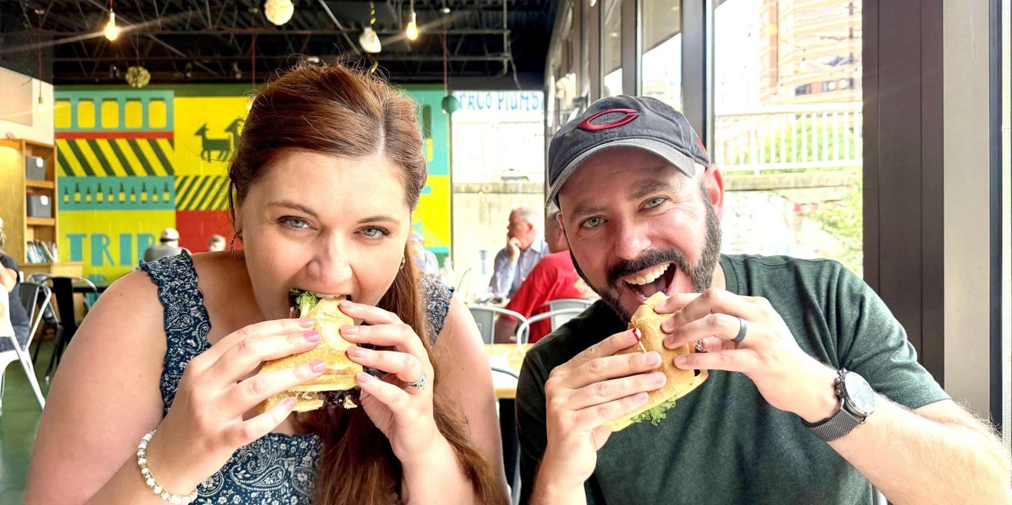 Cincinnati Streetcar Brunch and Food Tour - Image 5