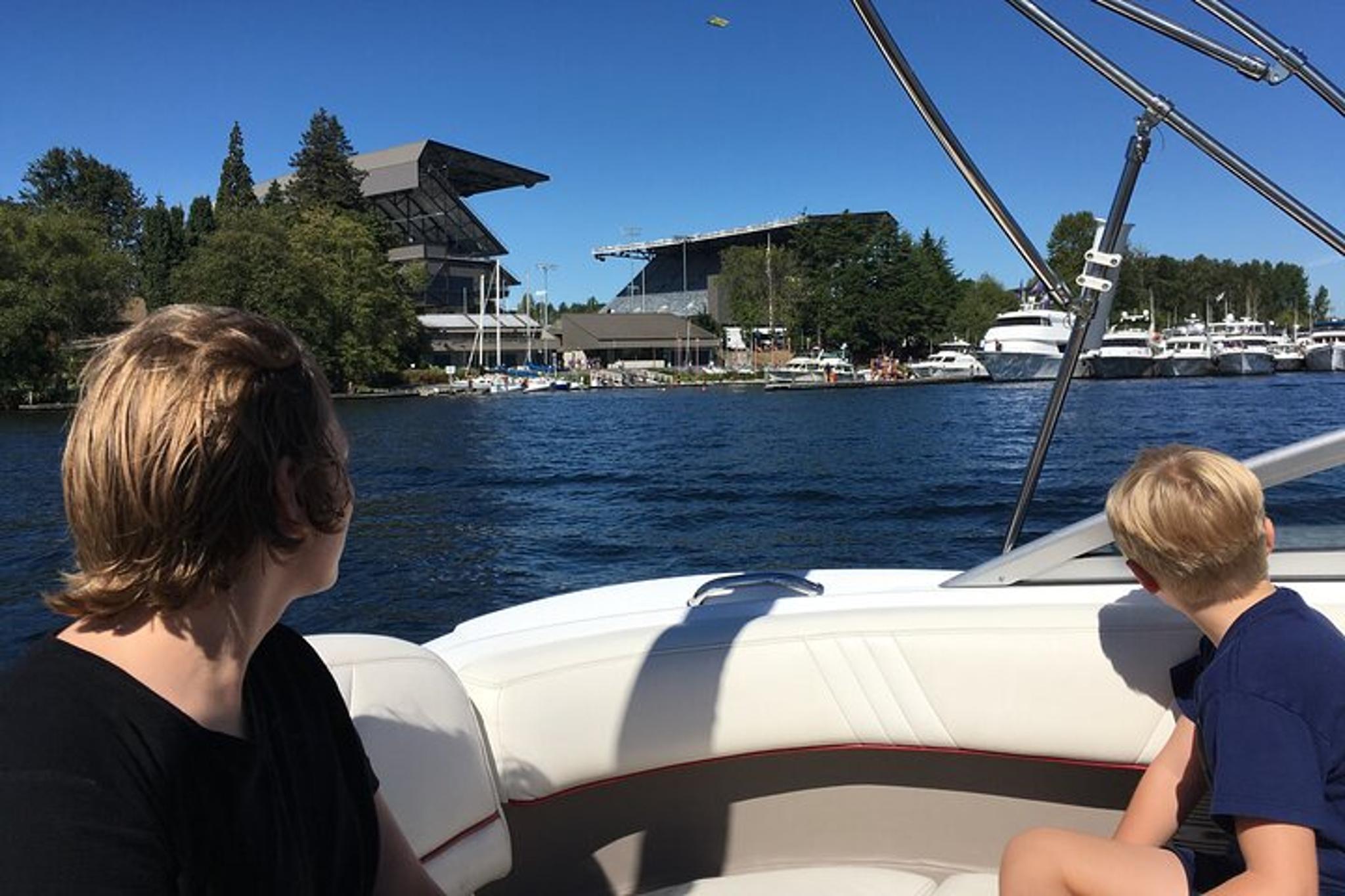 Seattle Lake Union Private Water Cruise - Image 2