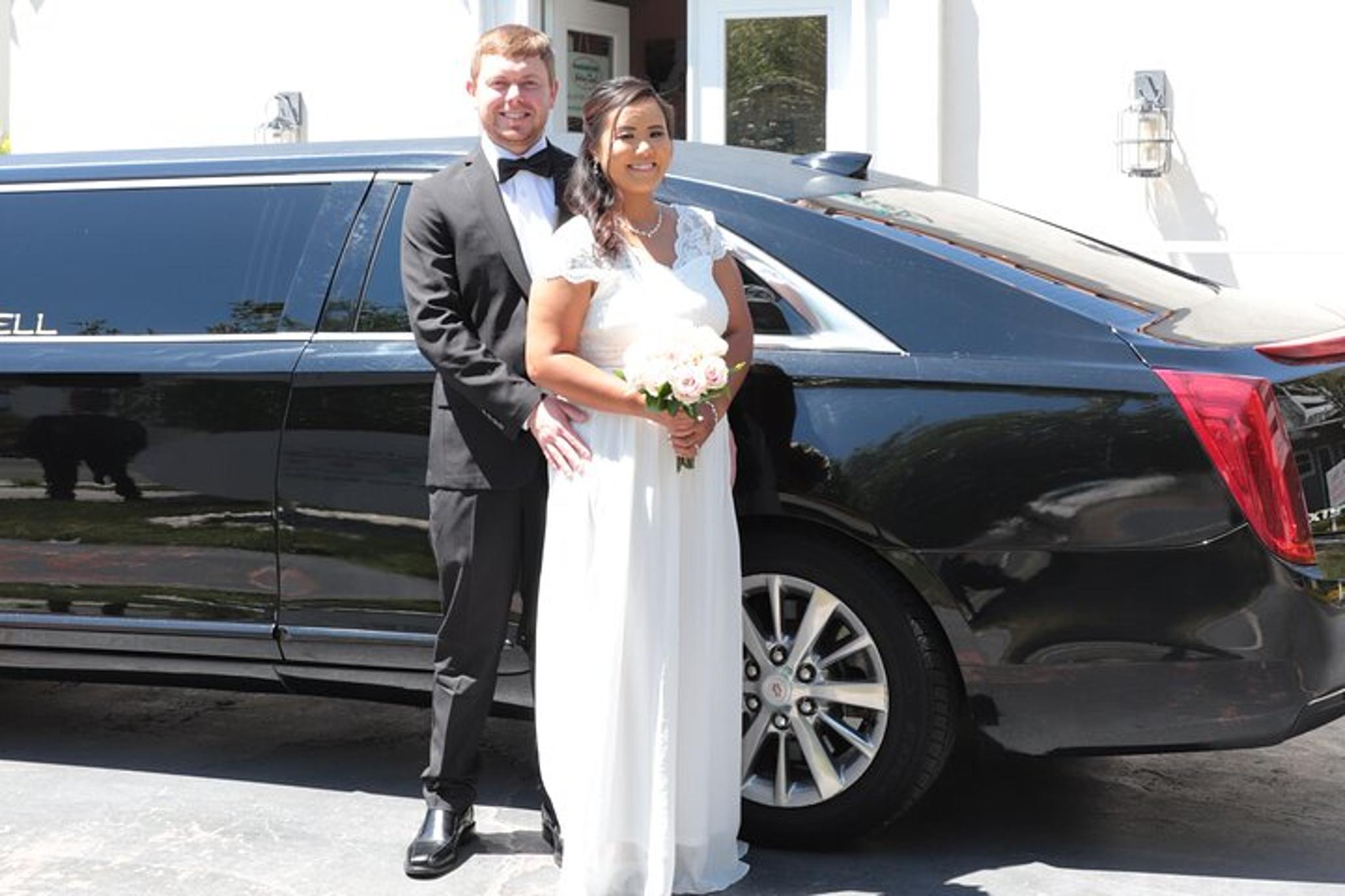 Las Vegas Drive-Up Wedding - Image 2