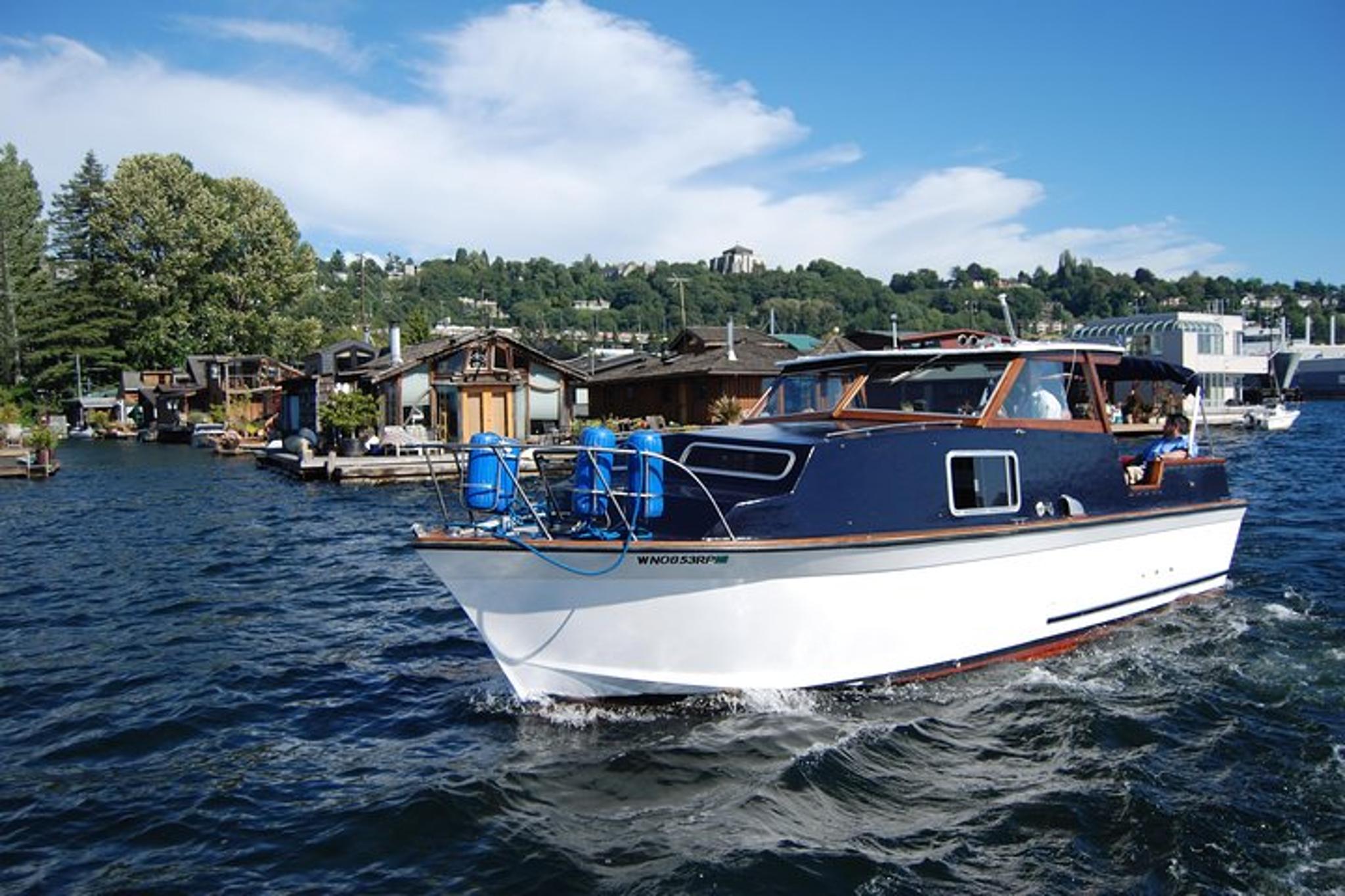 Seattle Sightseeing Floating Homes Cruise BYOB 2 hr - Image 2