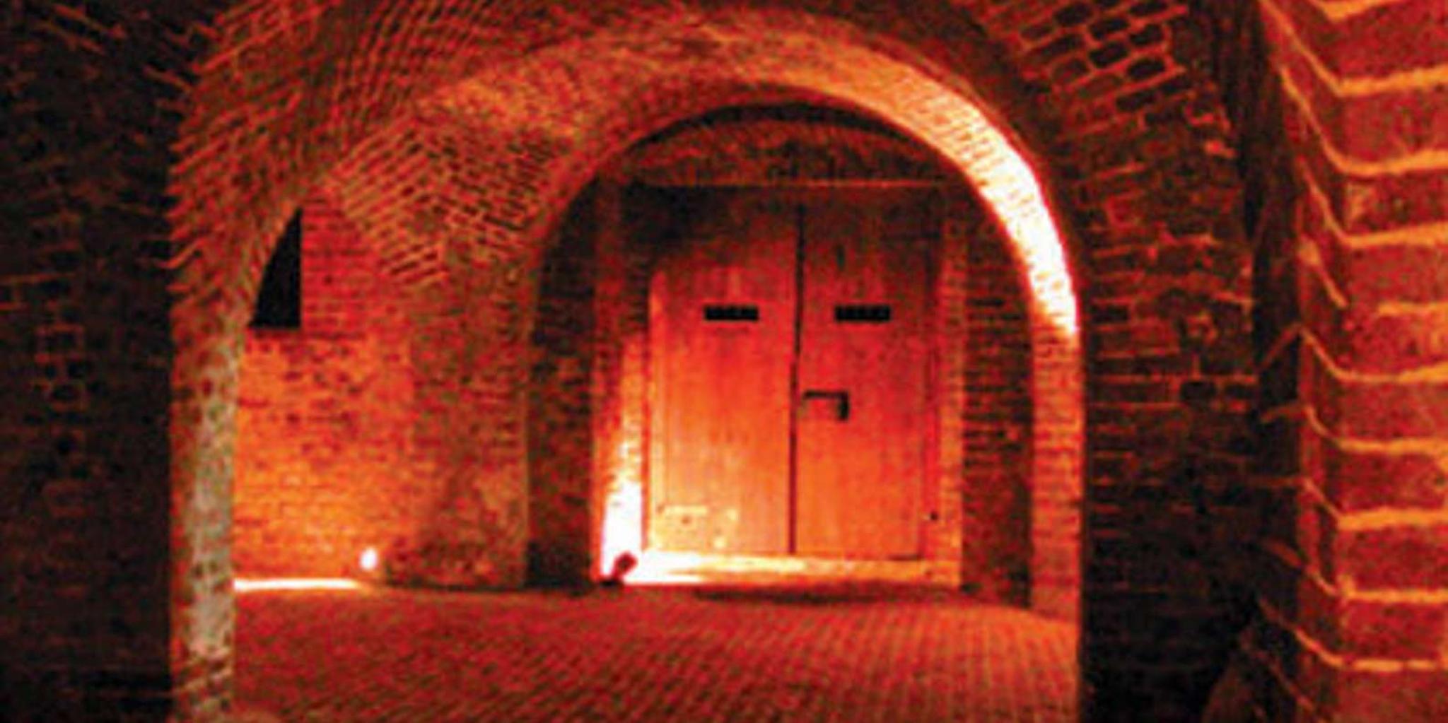 Charleston Ghost and Dungeon Walking Tour
