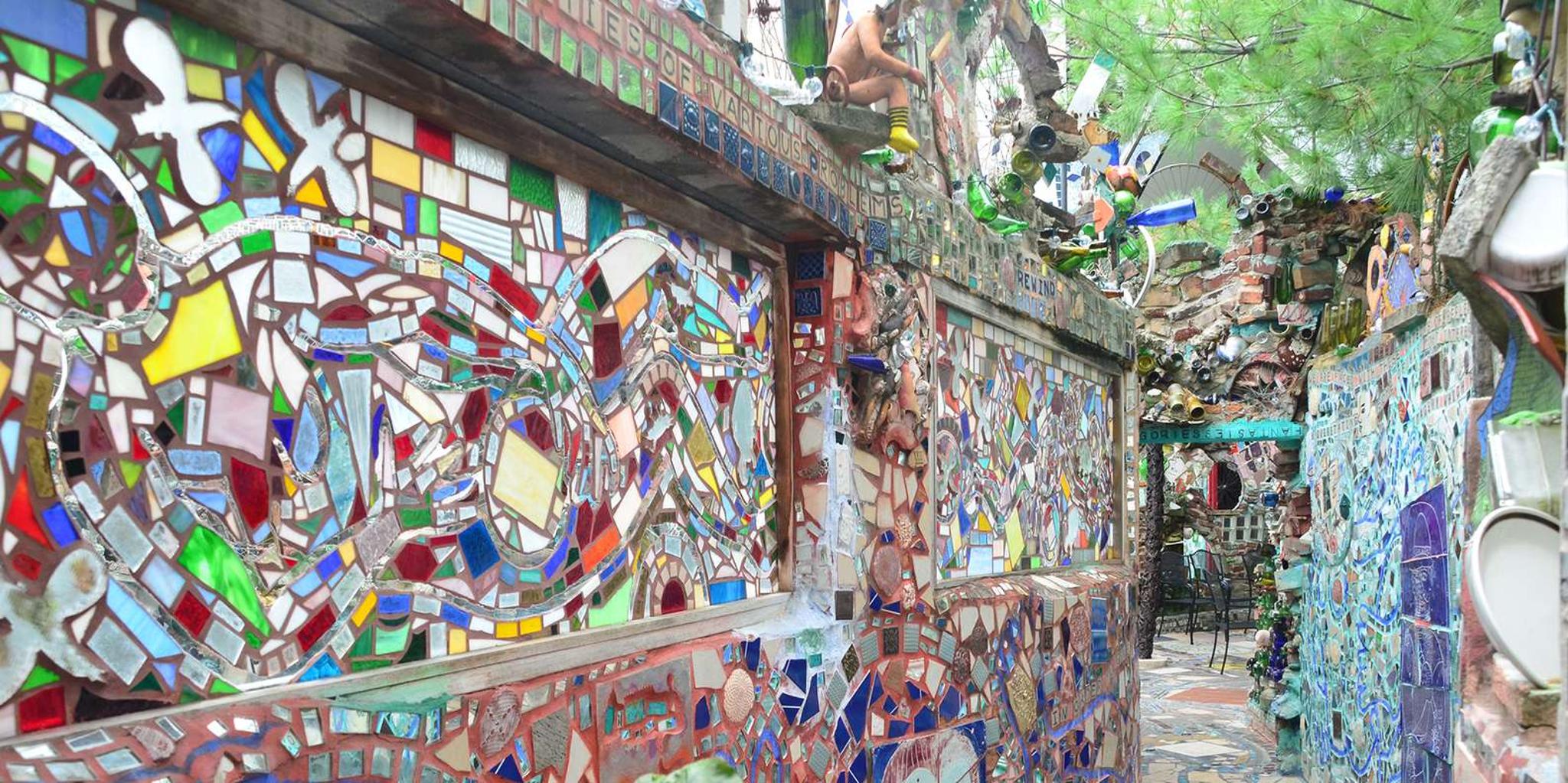 Philadelphia Murals and Street Art Tour with Magic Gardens - Image 5