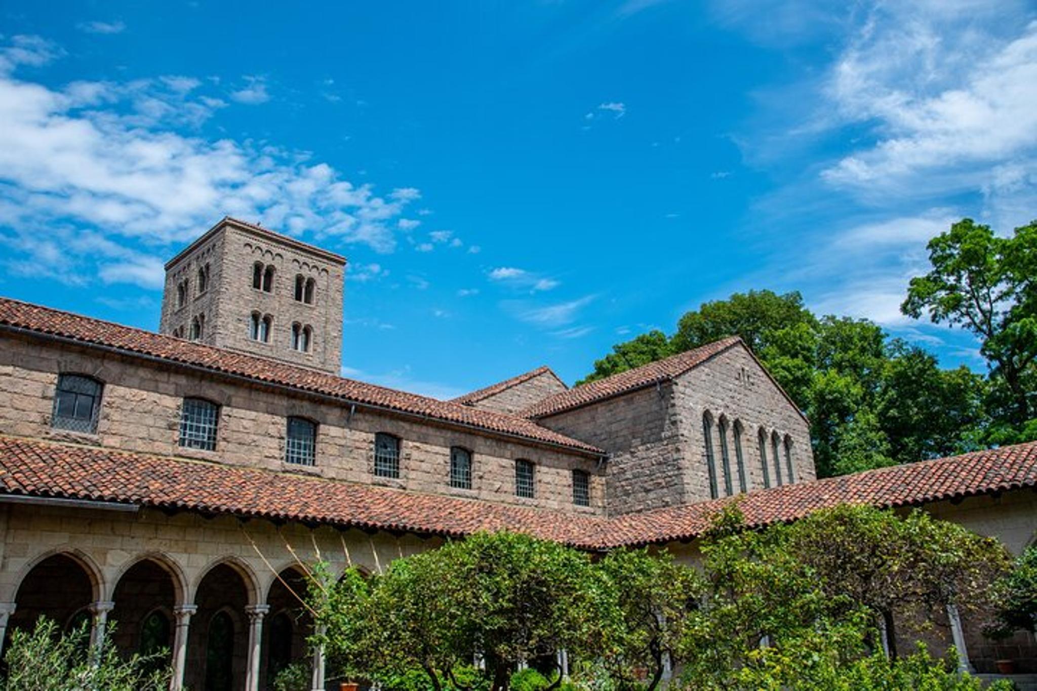 New York Met Cloisters and Fifth Avenue Tour by Car - Image 3