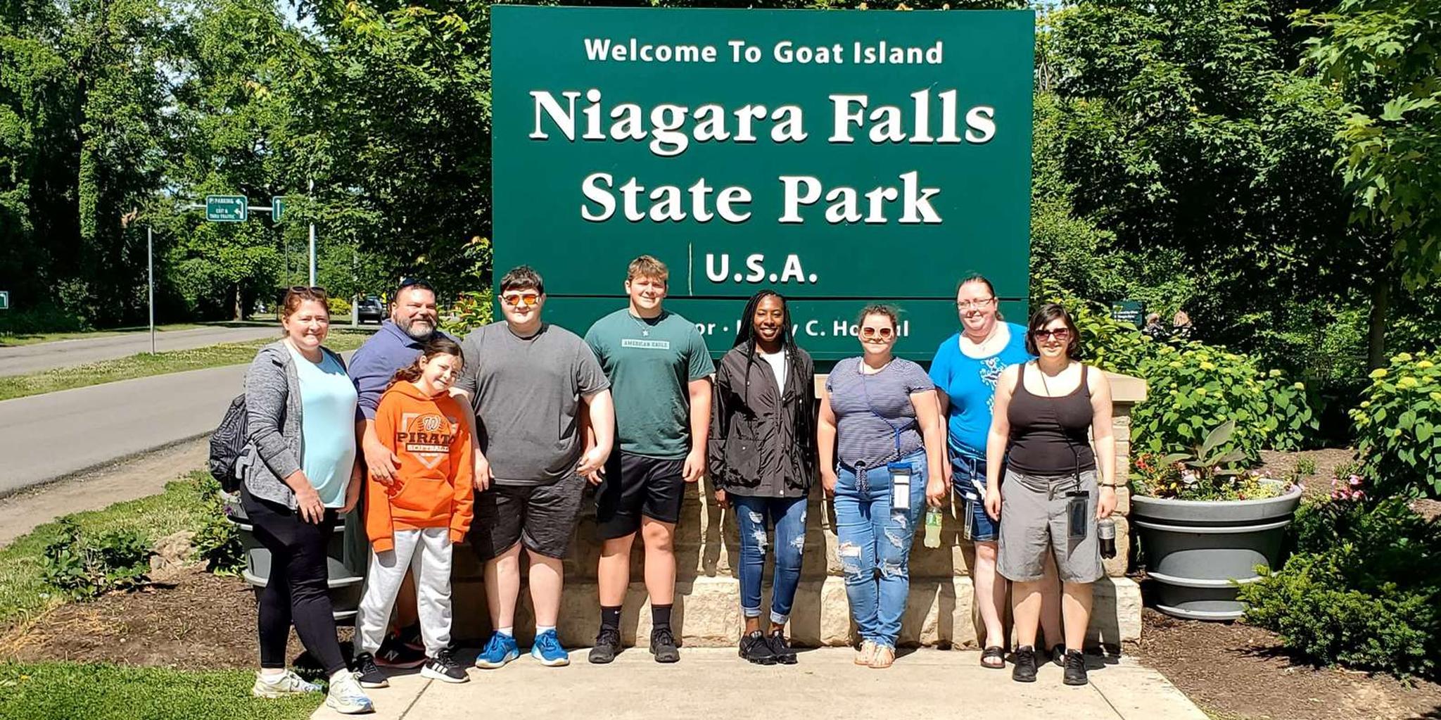 Niagara Falls Small Group Tour with Maid of the Mist - Image 4